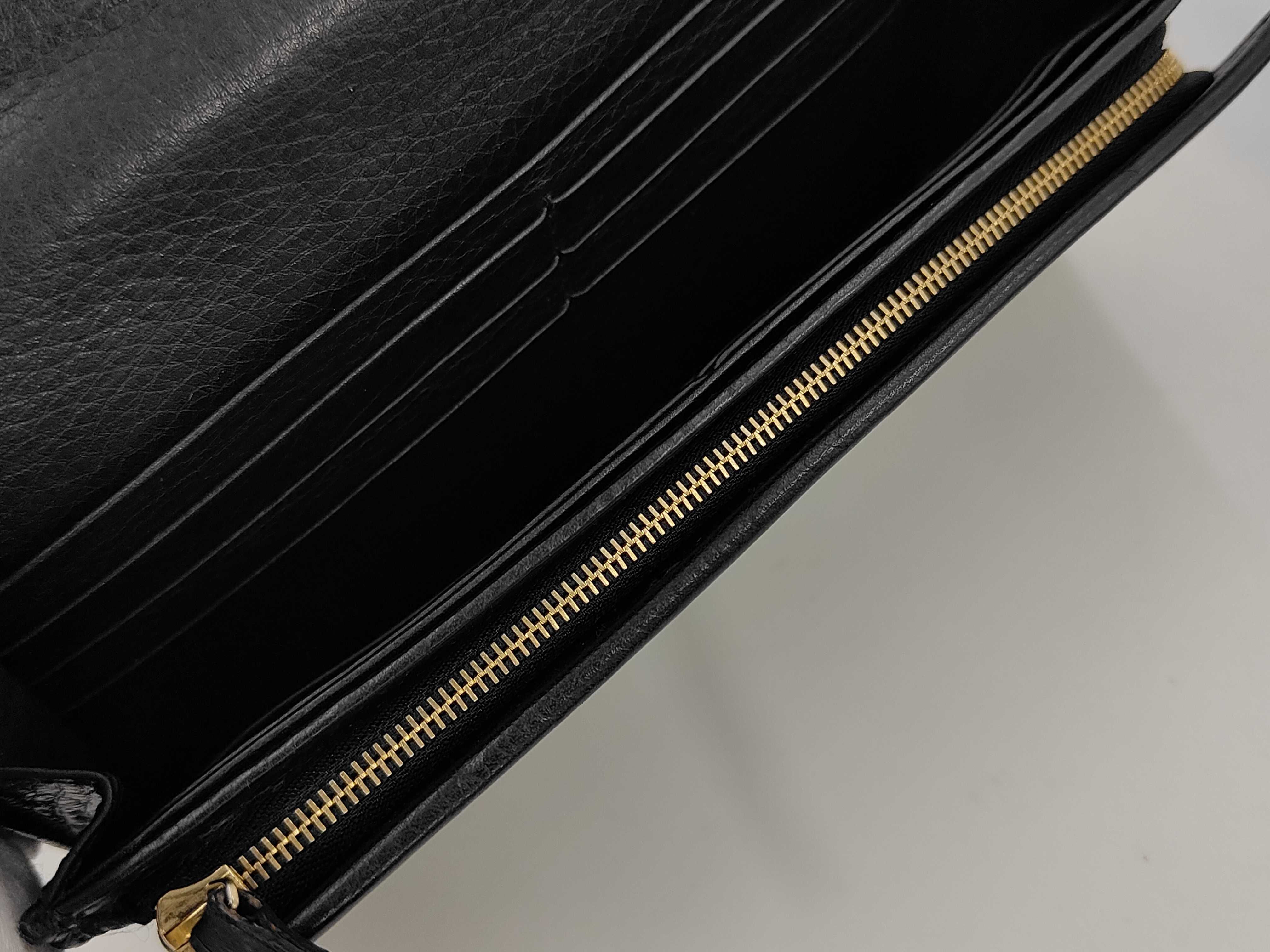 wallet — view 4