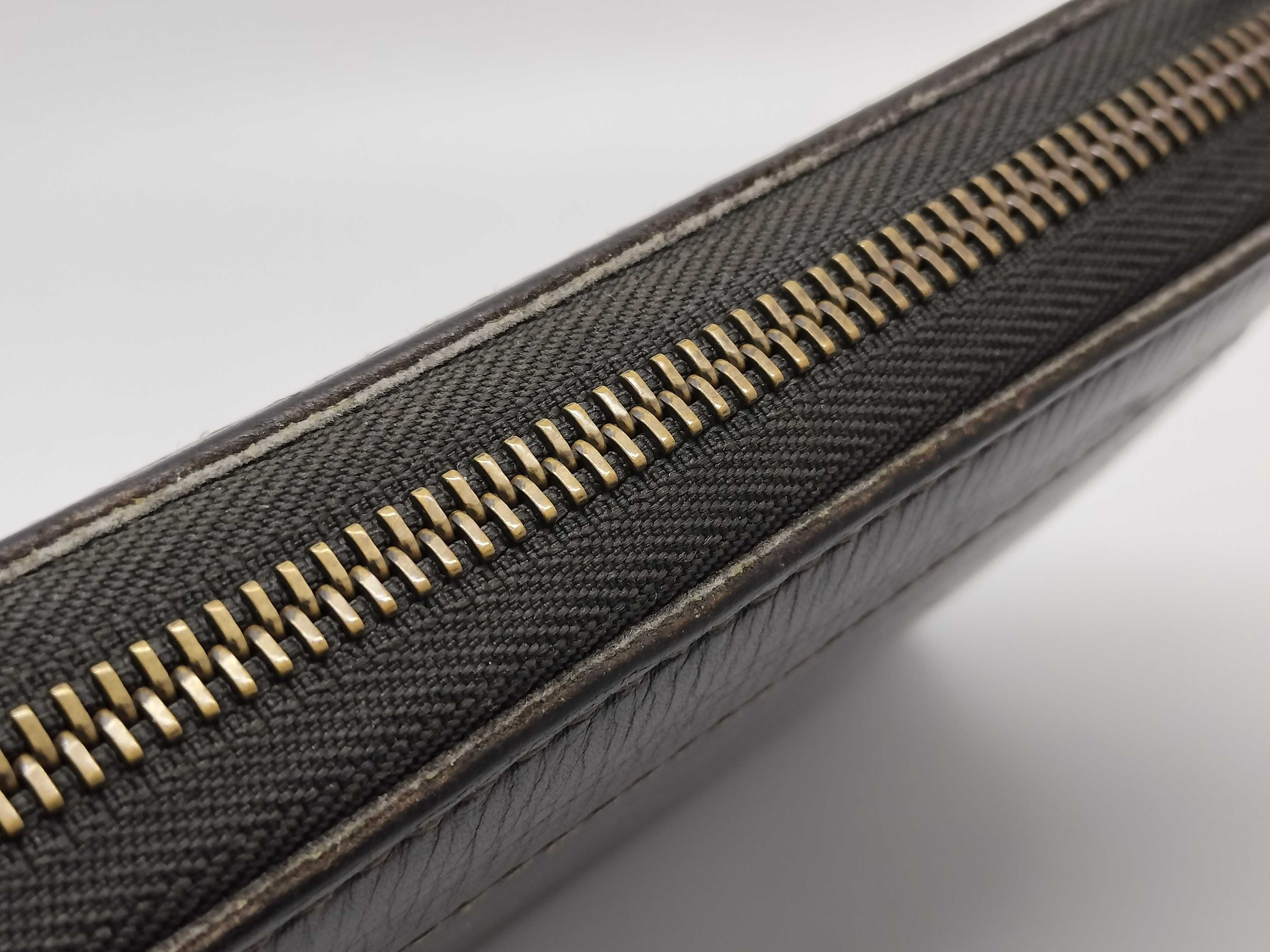 Utah Round Zip Wallet — view 7
