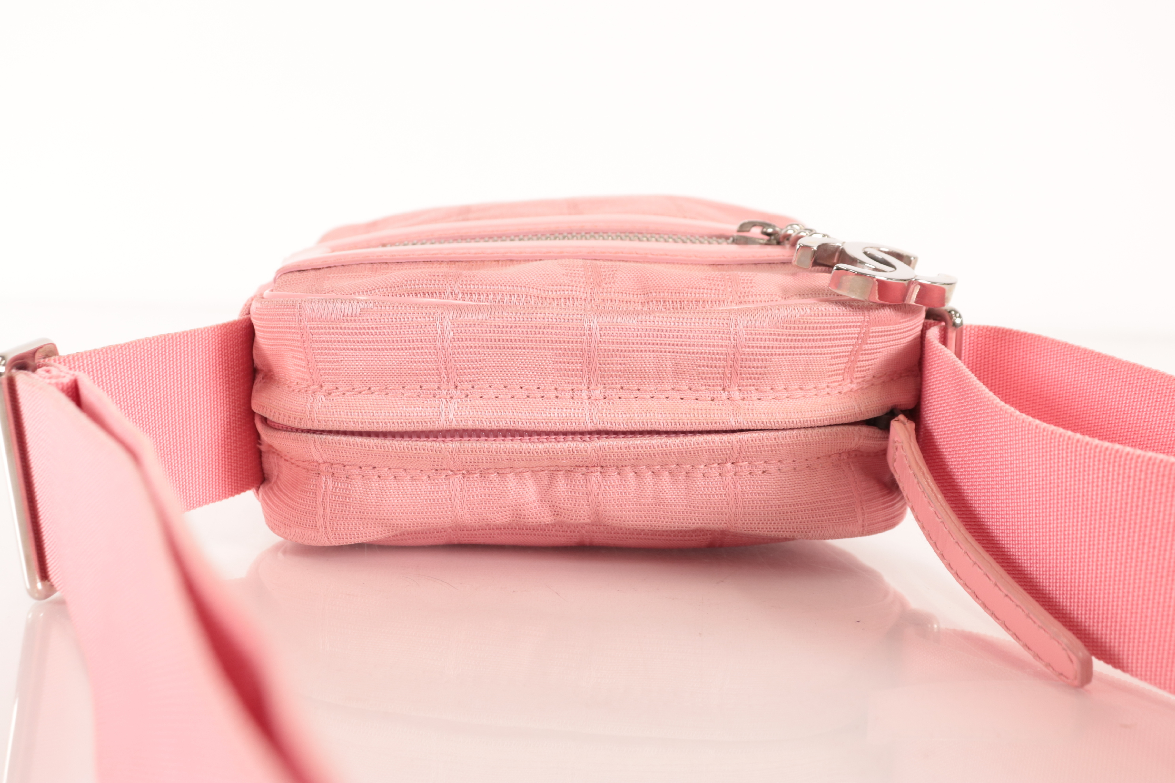 New Travel Line Shoulder Bag, Pink, Series 10s — view 6