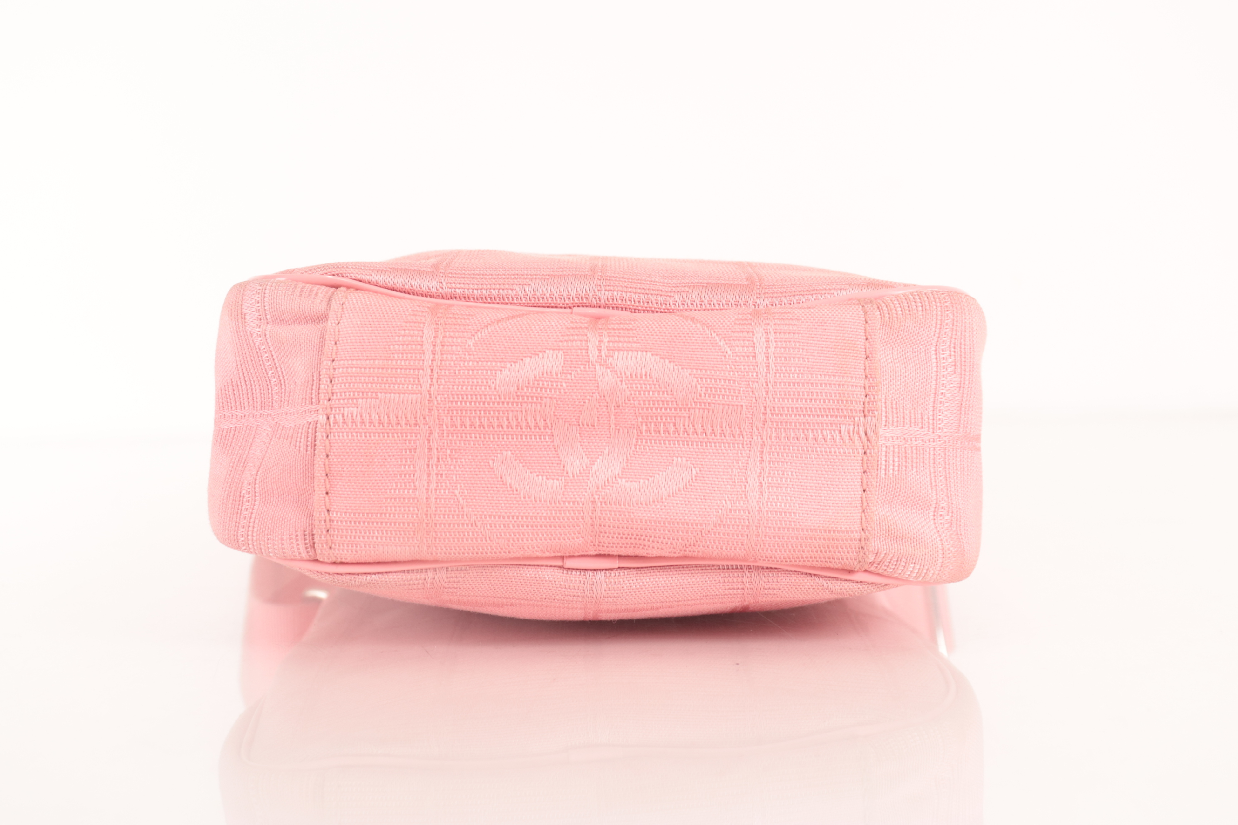 New Travel Line Shoulder Bag, Pink, Series 10s — view 7