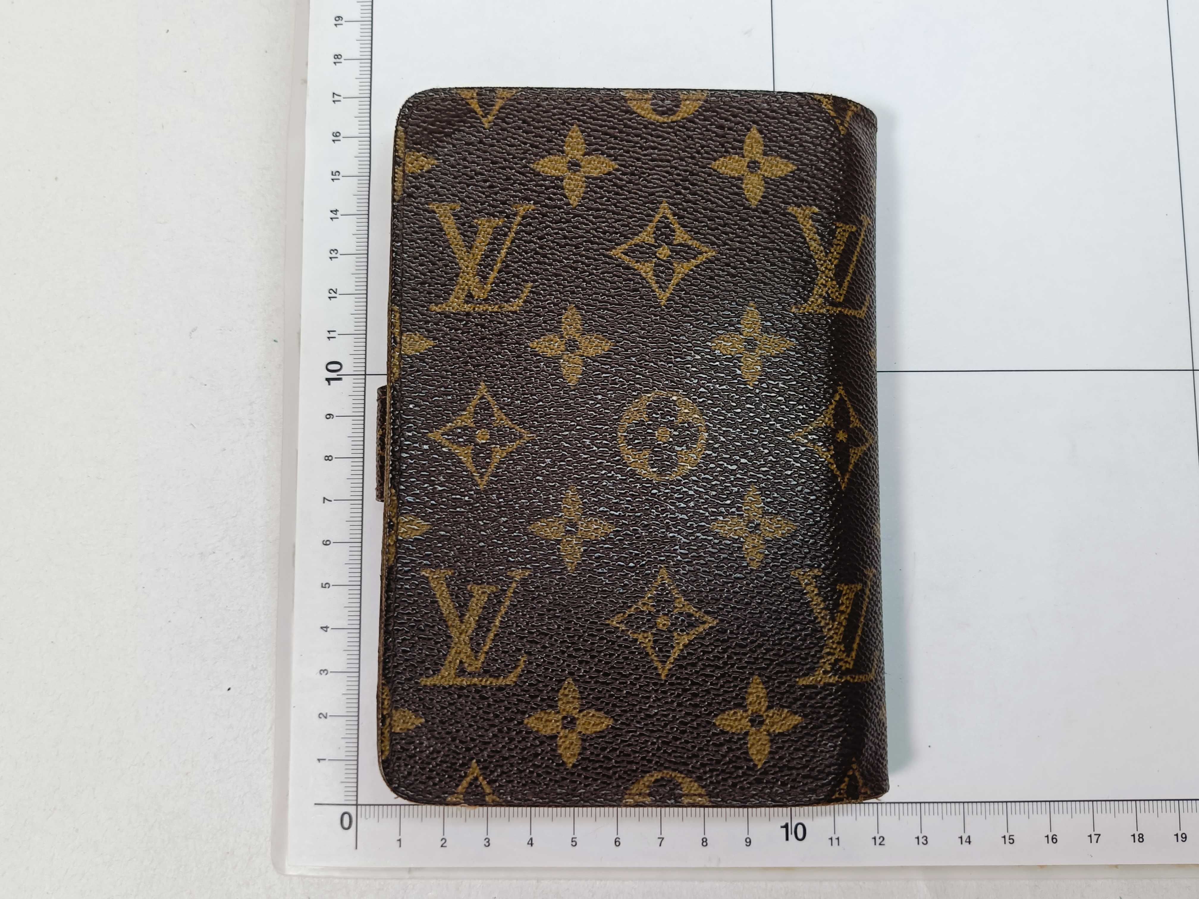 Monogram Snap/Round Wallet — view 2