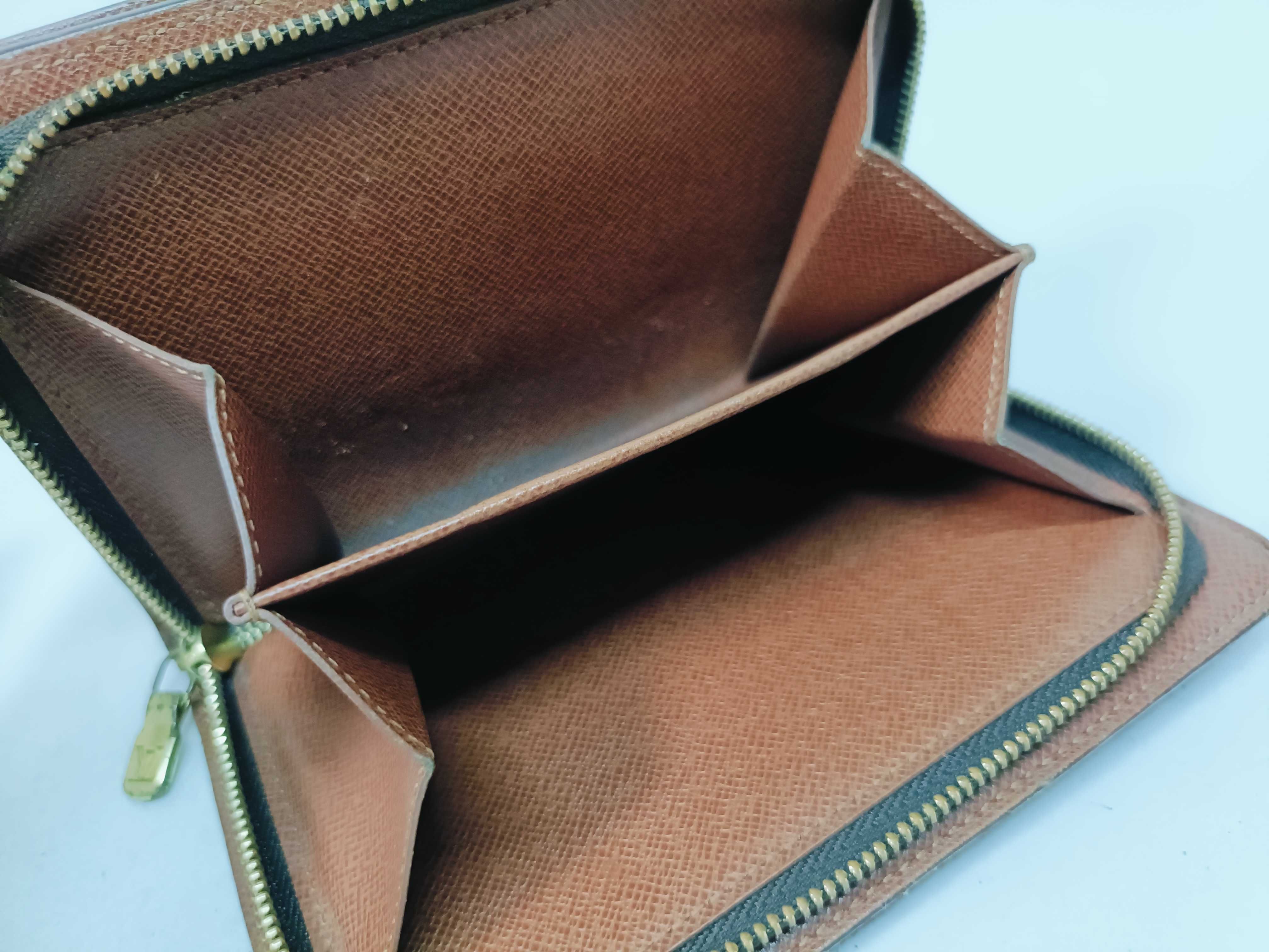Monogram Snap/Round Wallet — view 10