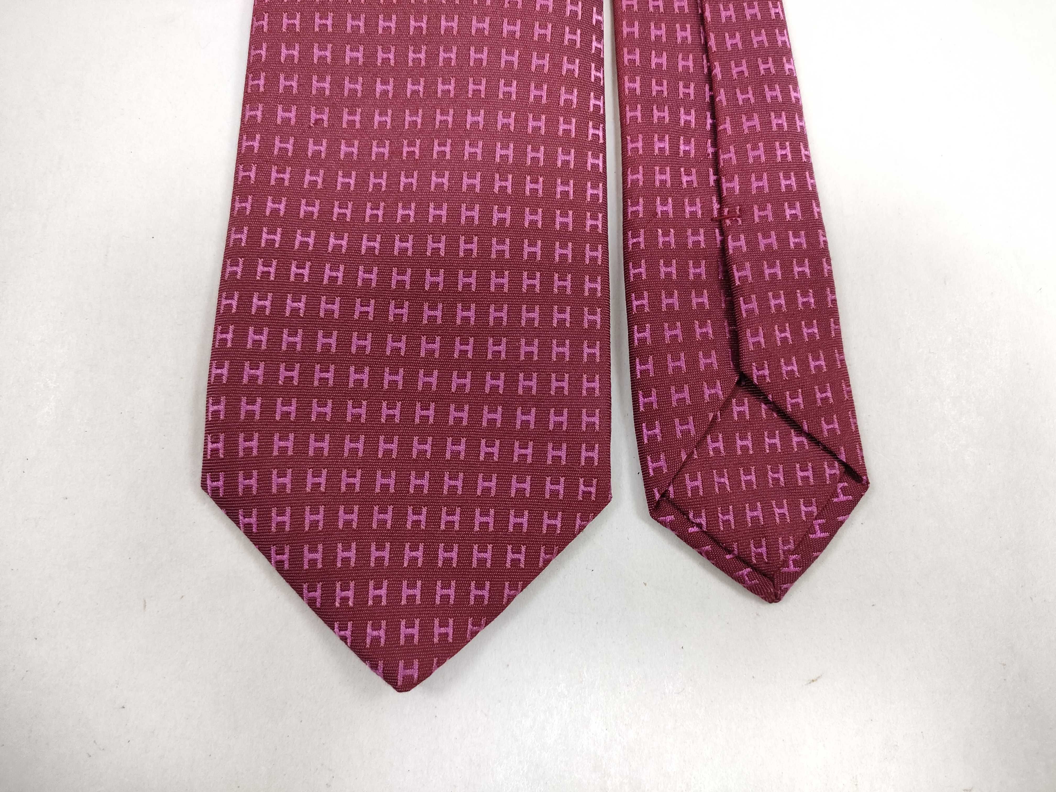 H-pattern silk tie and other accessories — view 3