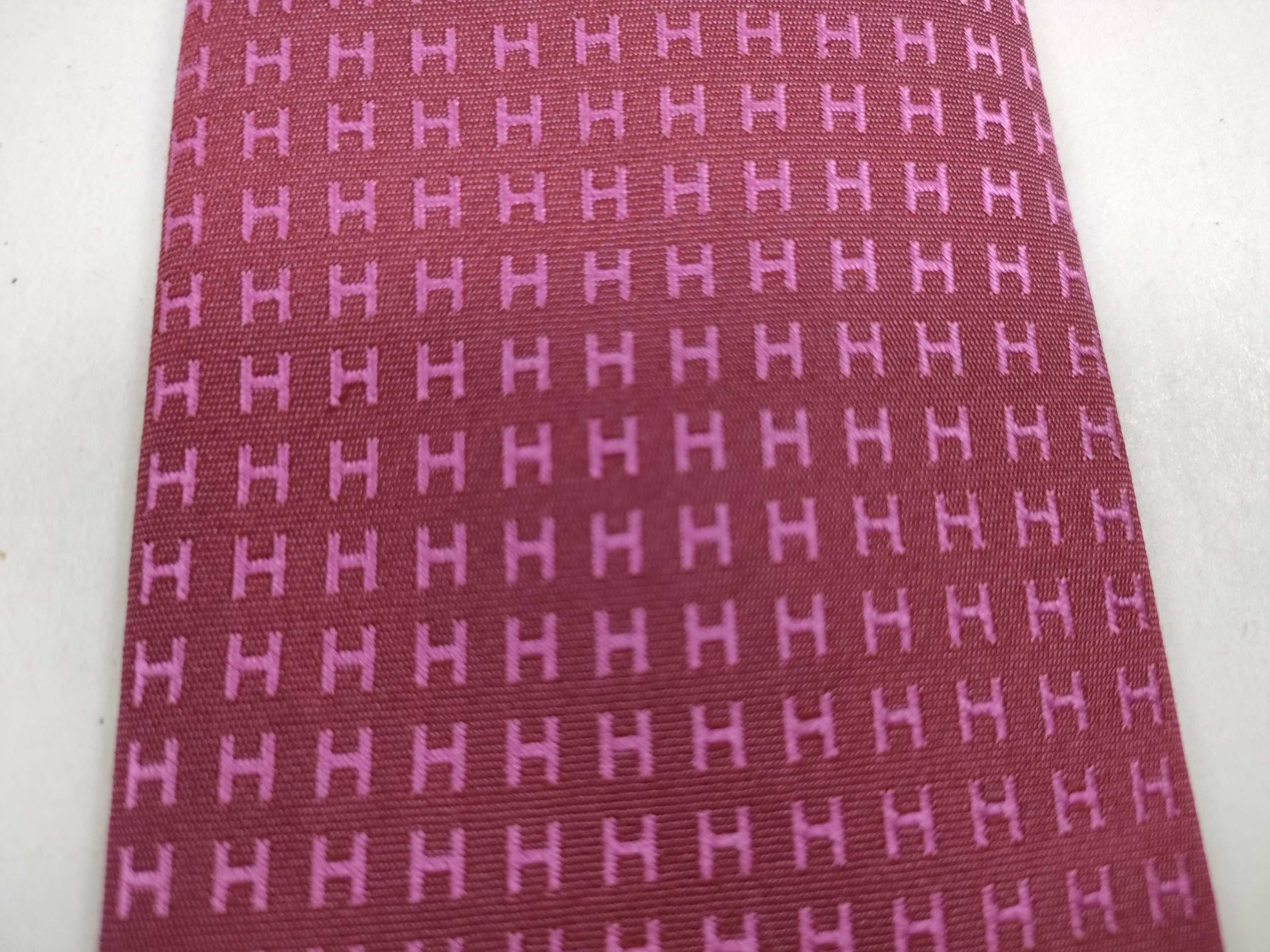 H-pattern silk tie and other accessories — view 7