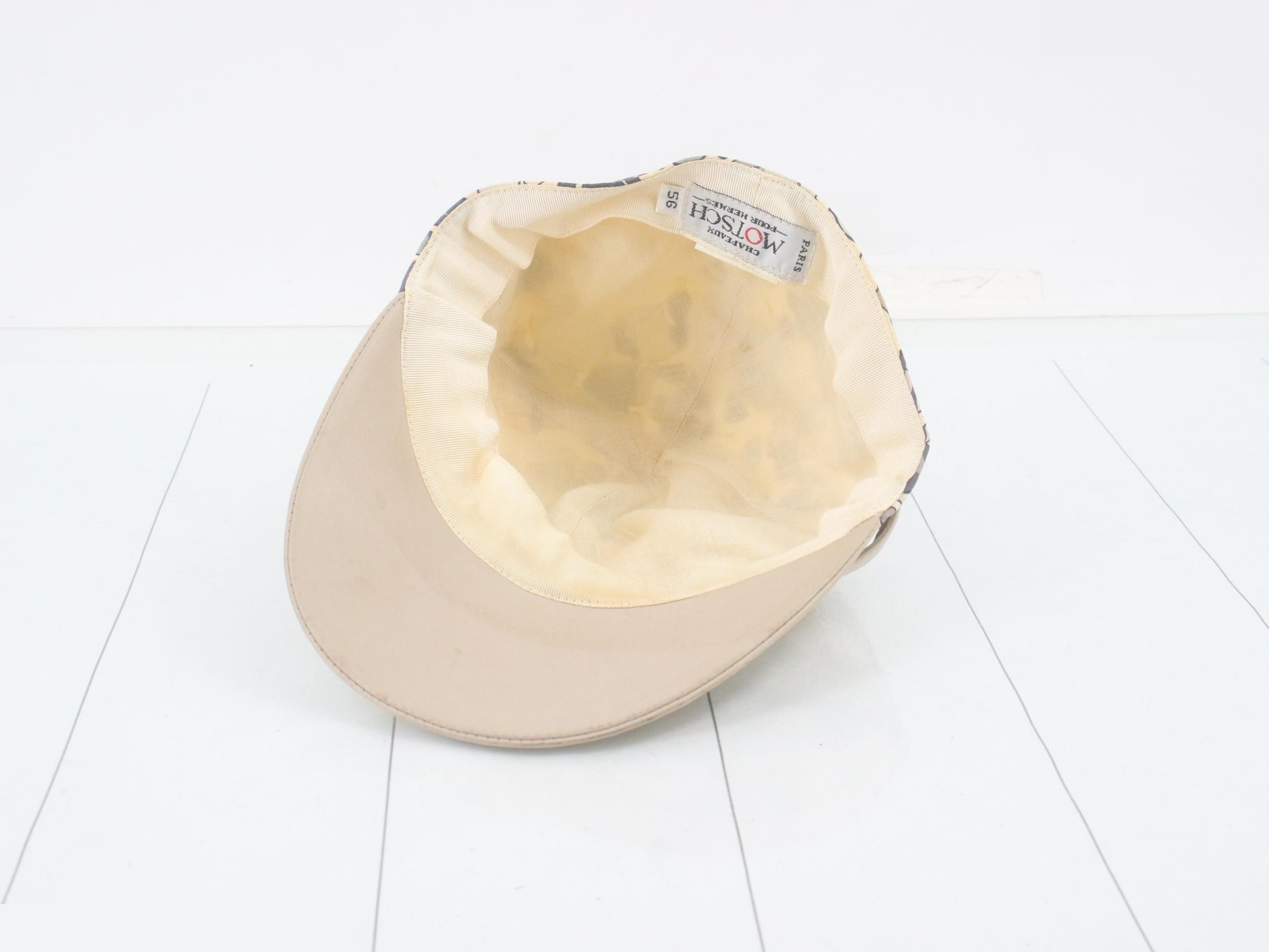 hat — view 3