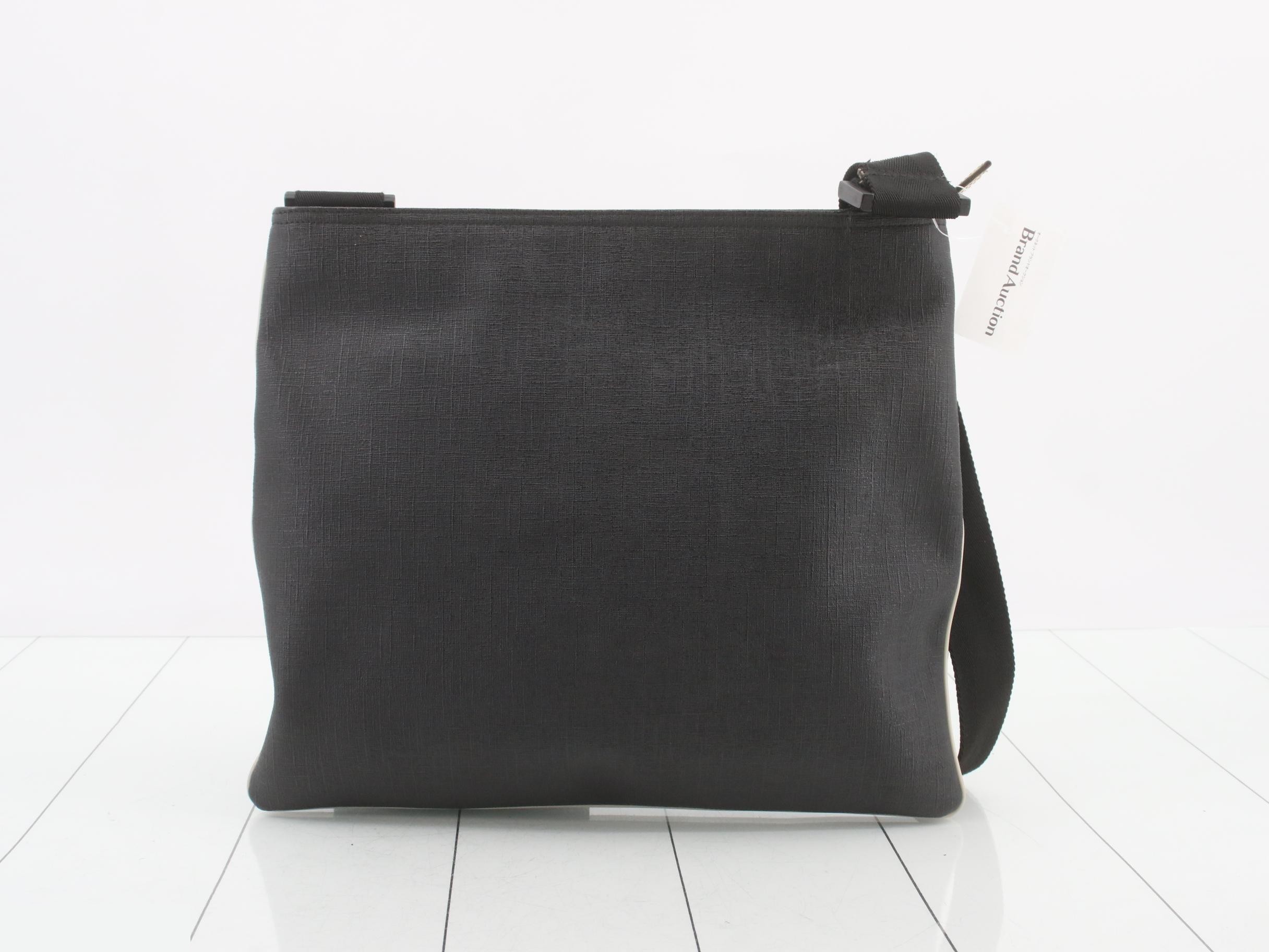 logo shoulder bag 162904 — view 2