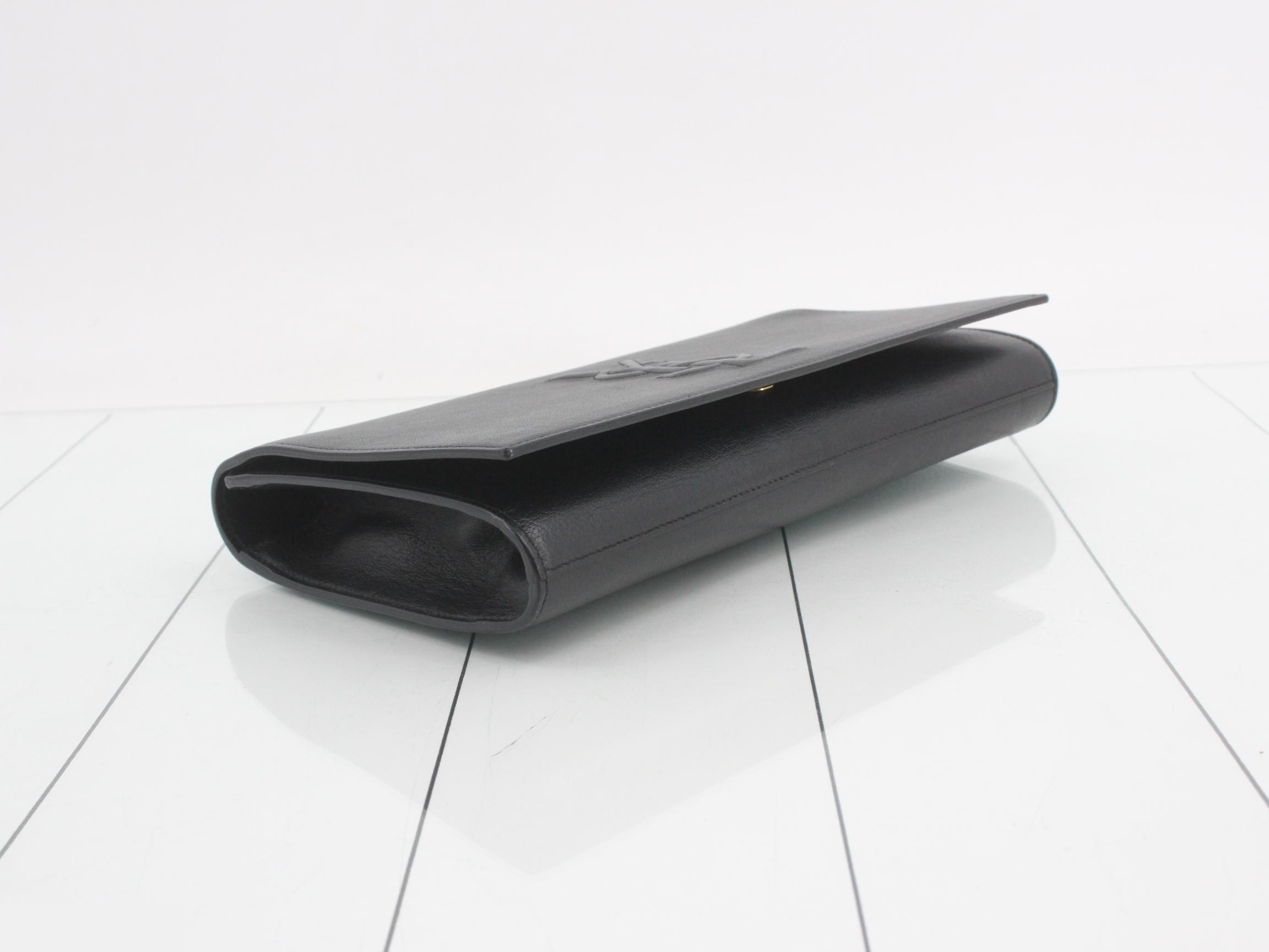logo clutch bag, leather, black — view 5
