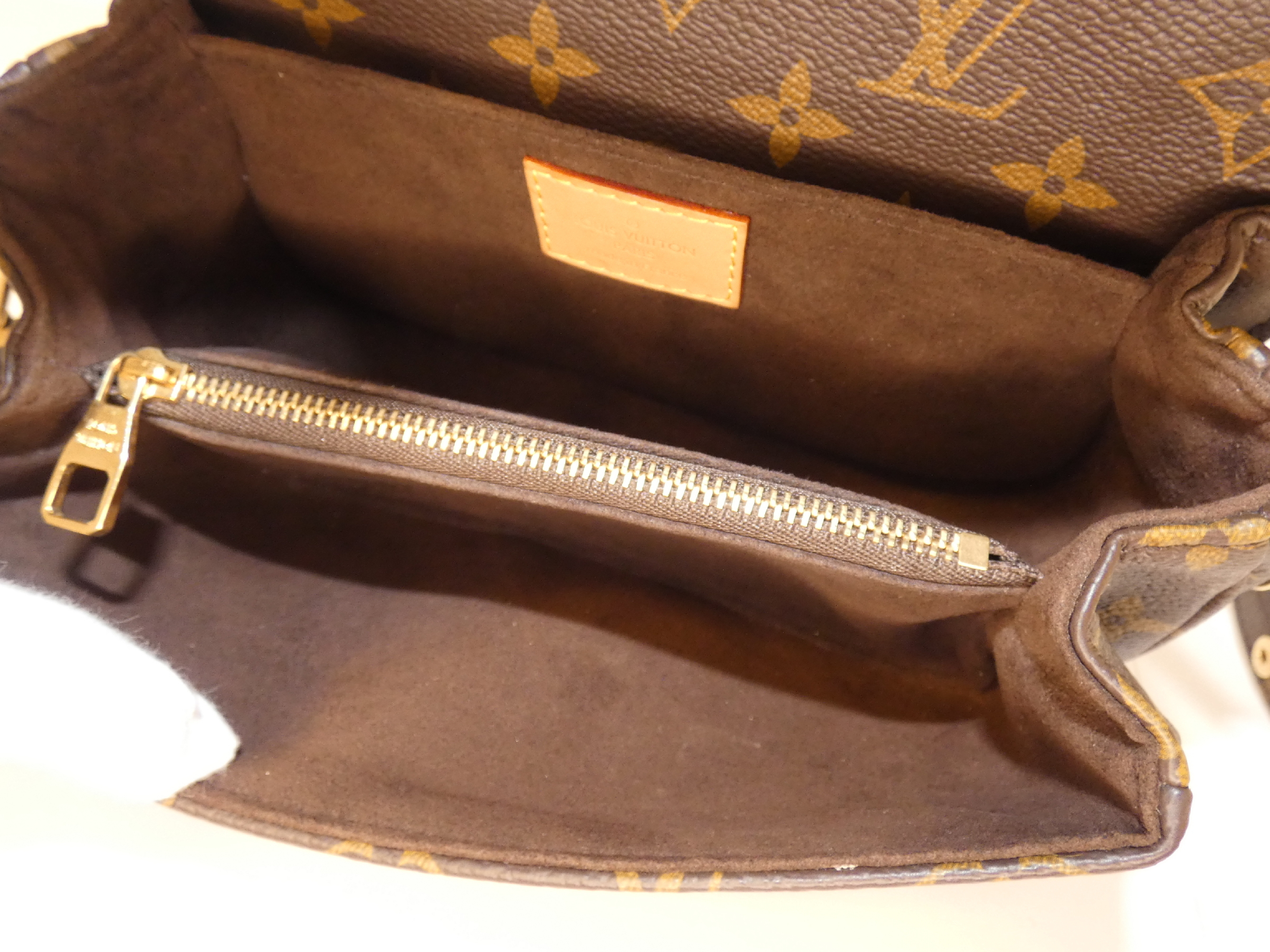 2-way Pochette Métis Monogram Hand Shoulder Bag — view 8