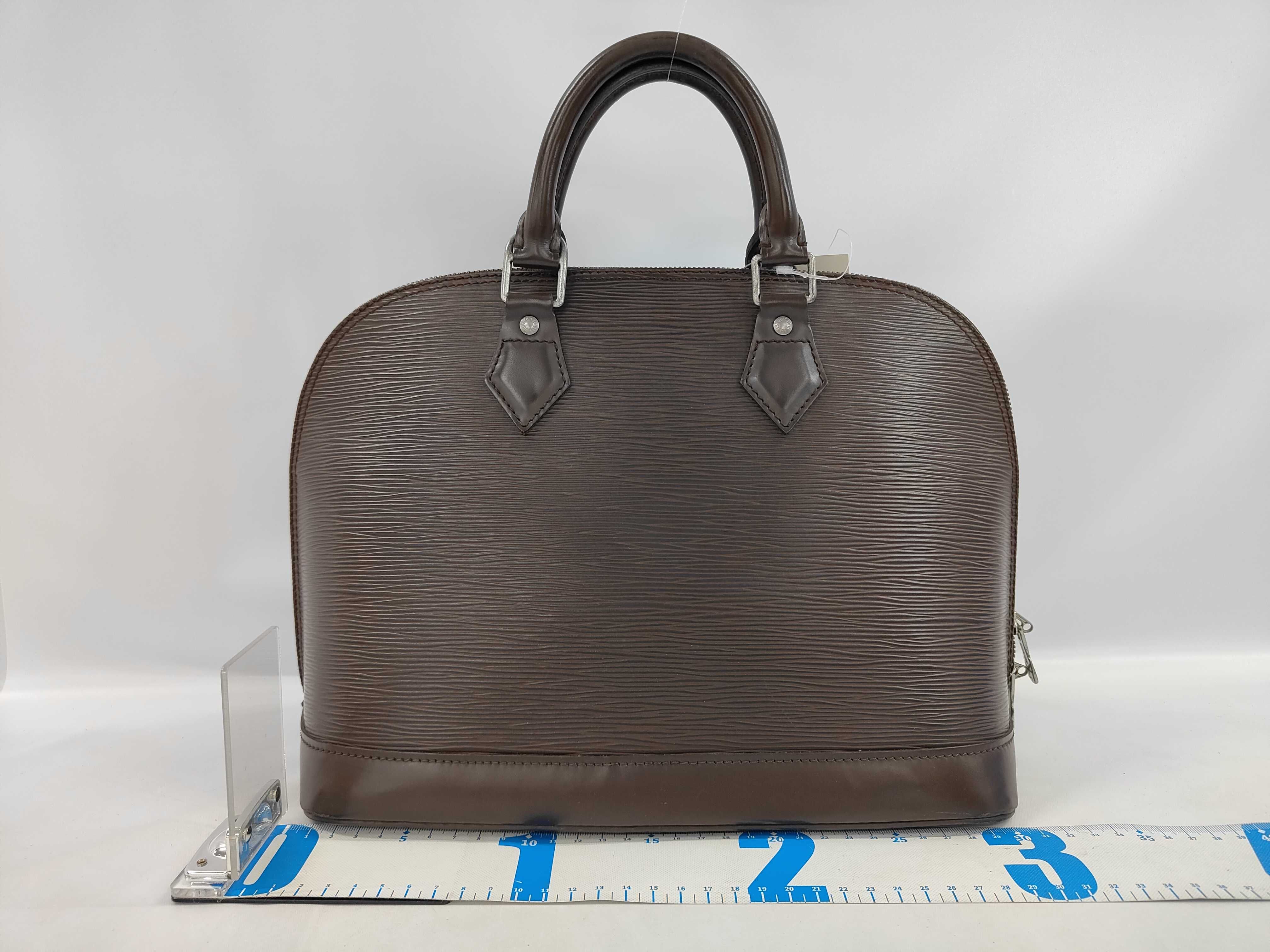 Epi Alma MM Handbag — view 2