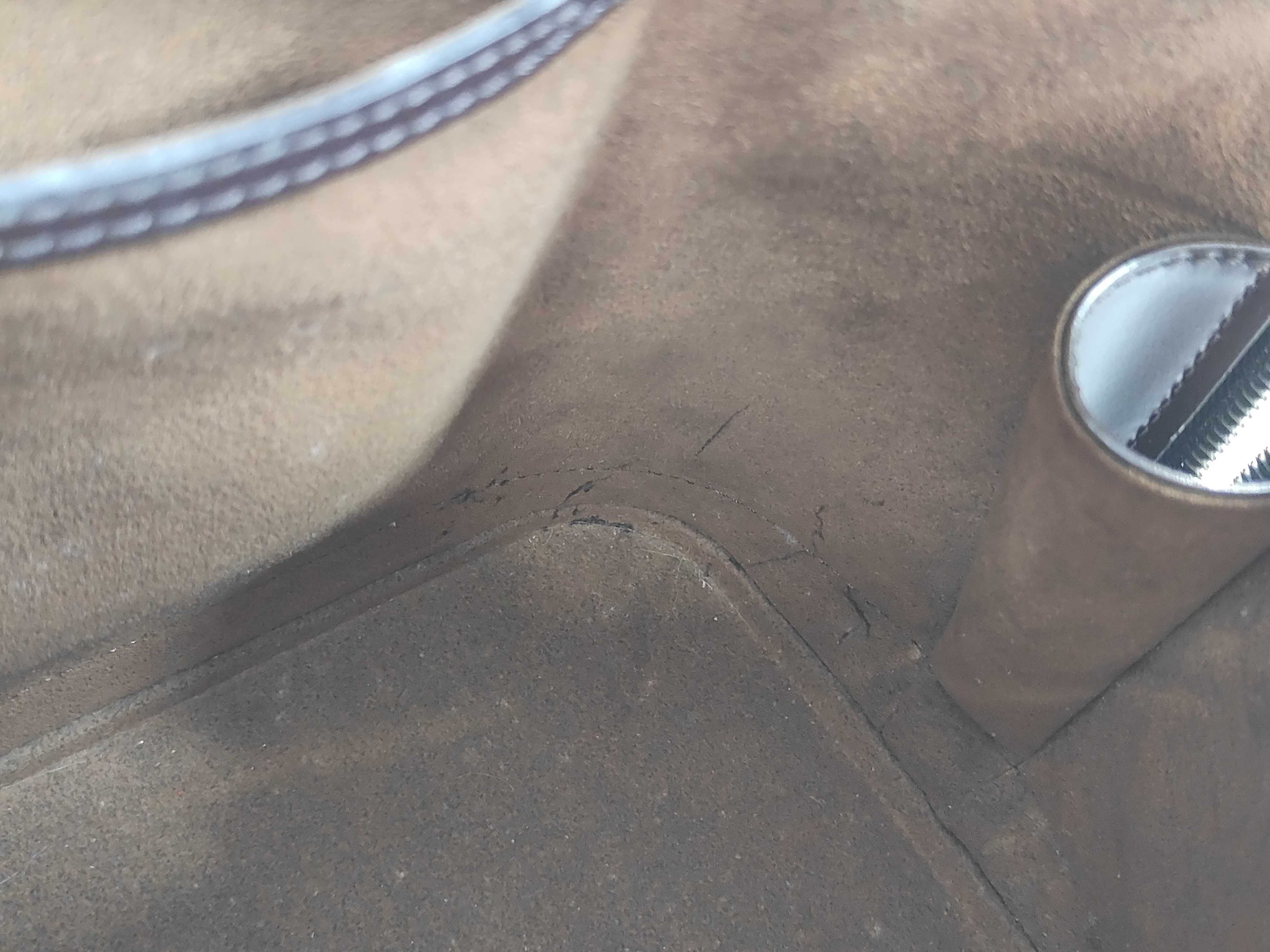 Epi Alma MM Handbag — view 13