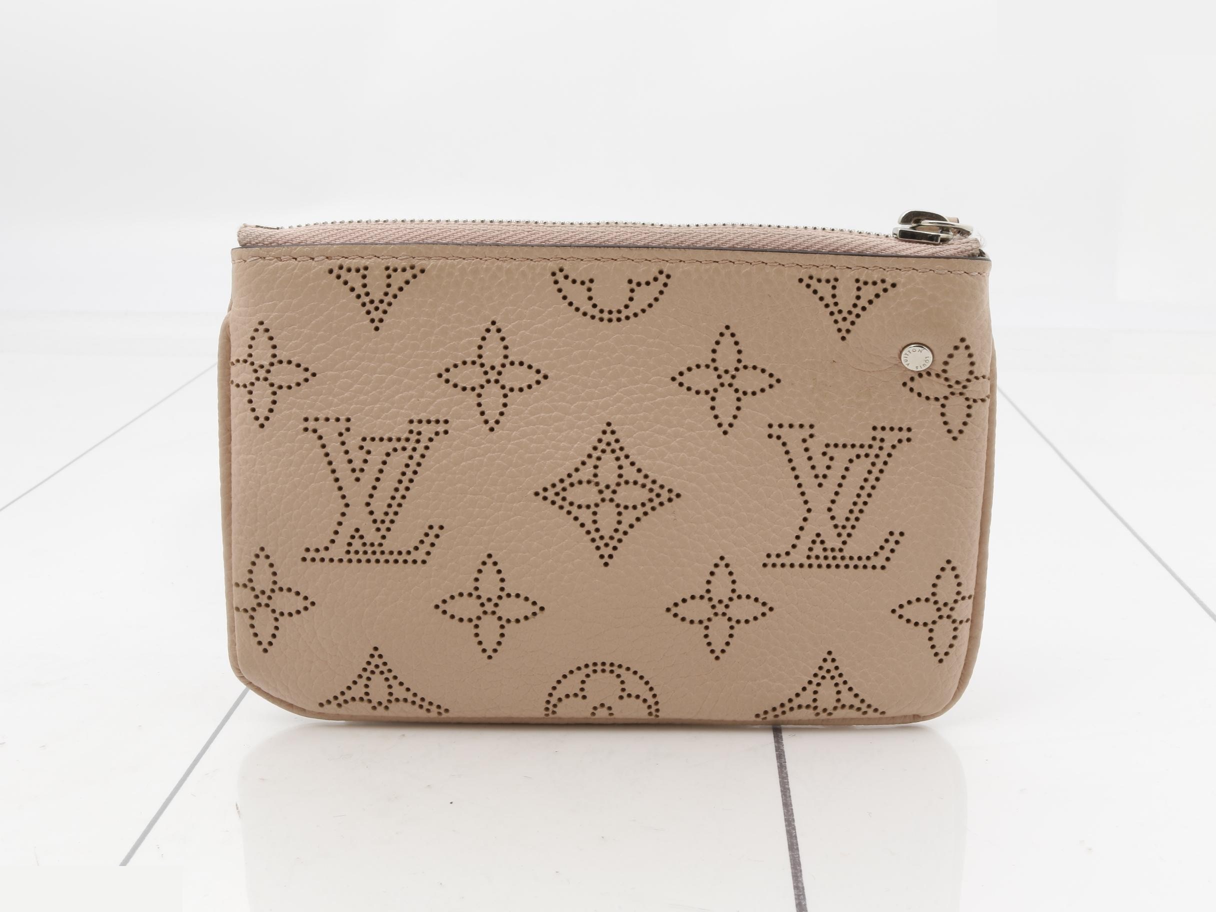 Mahina Pochette Clé M69508 Magnolia Coin Case — view 2