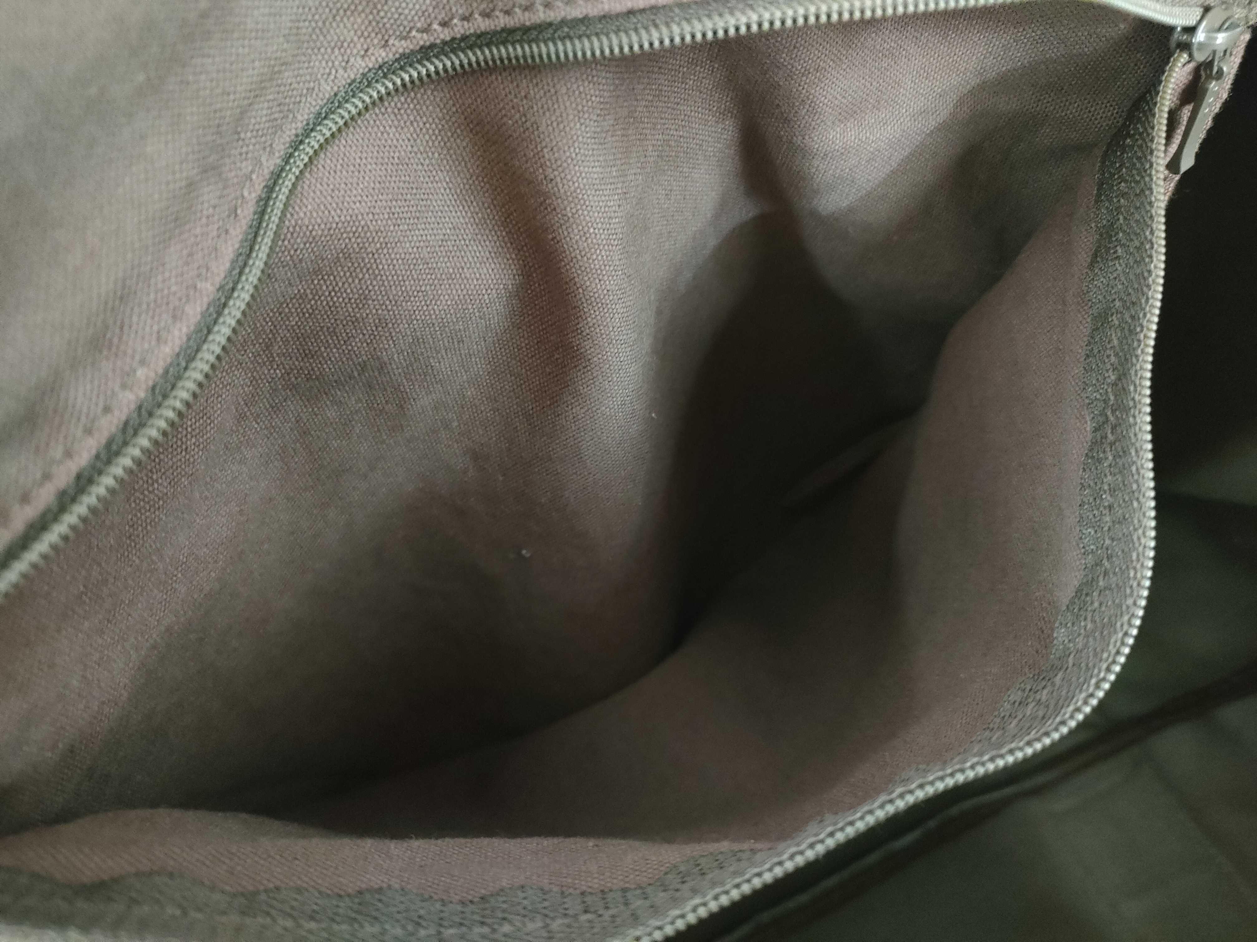 Giraffe Boston Bag — view 11