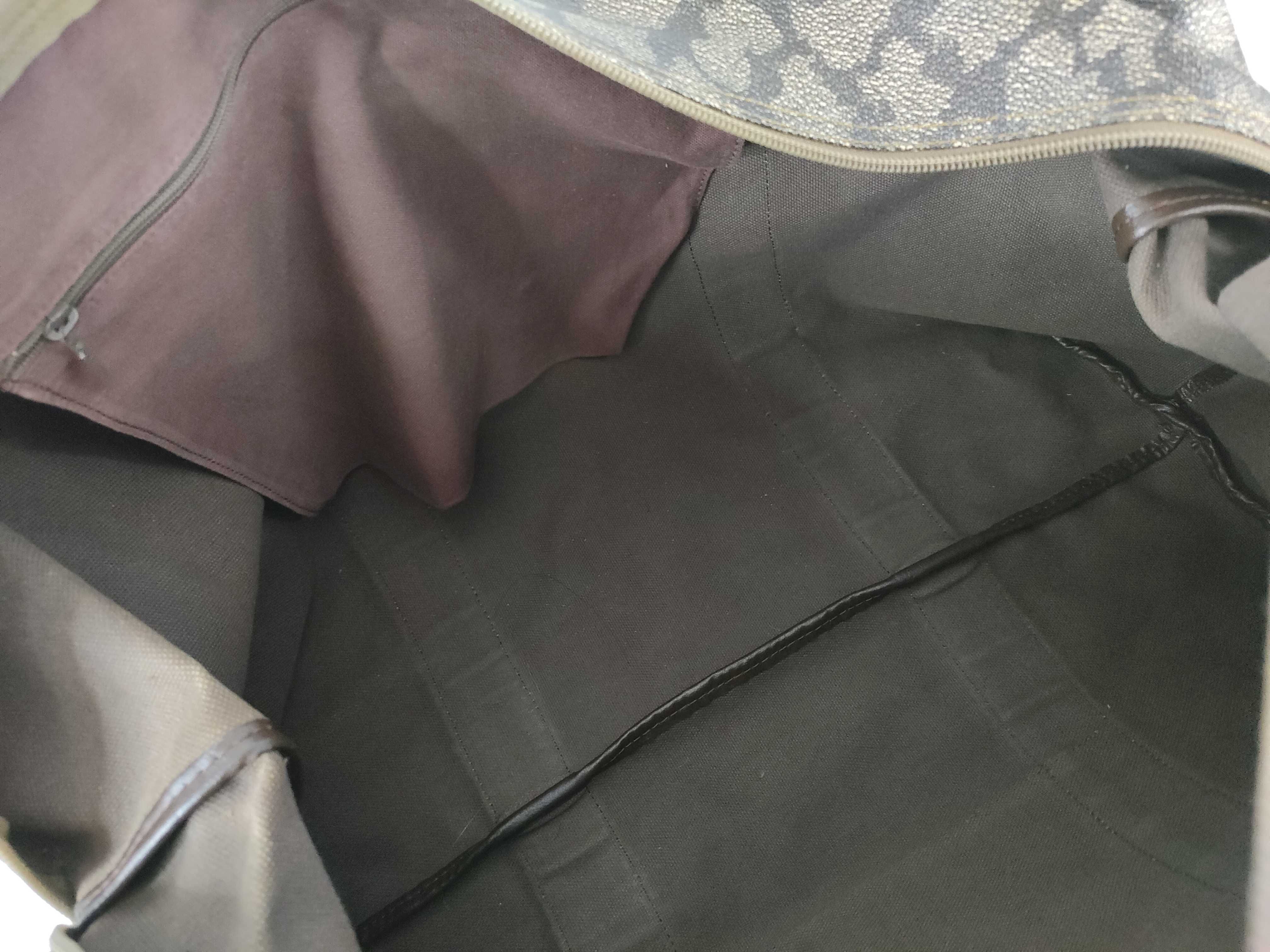 Giraffe Boston Bag — view 9