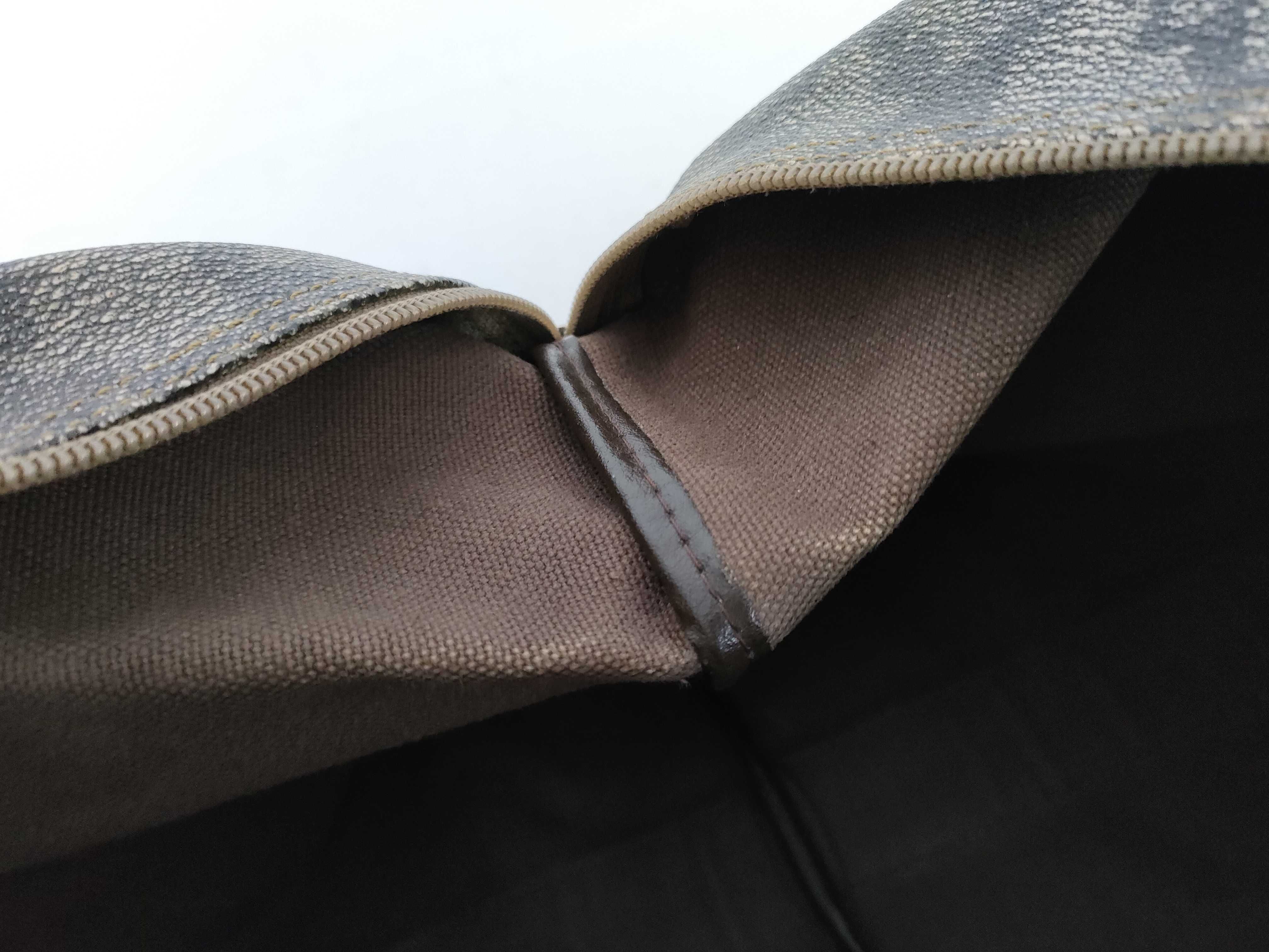 Giraffe Boston Bag — view 10