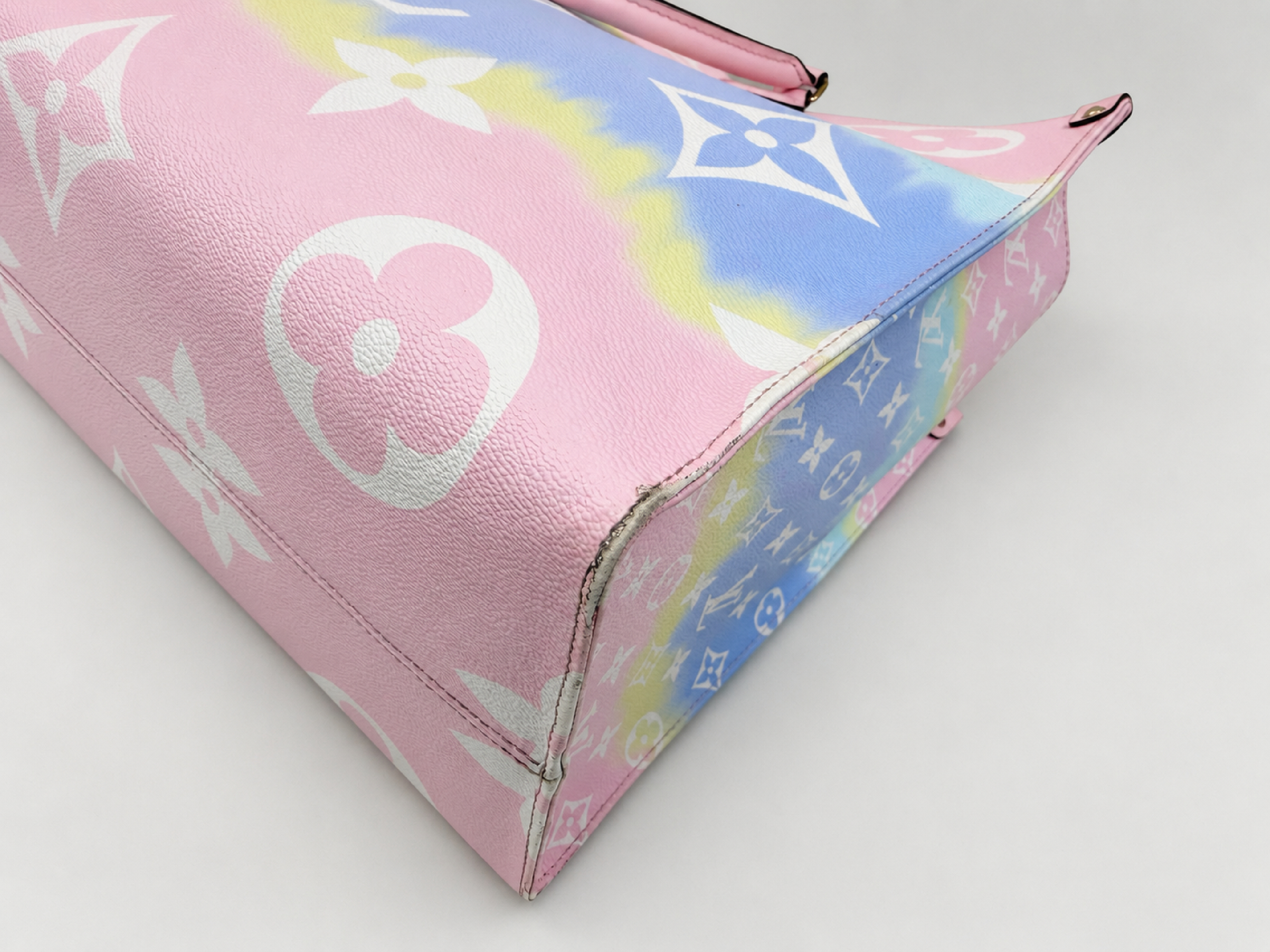 OnTheGo GM 2-way bag M45119 Pastel Tote Bag — view 5