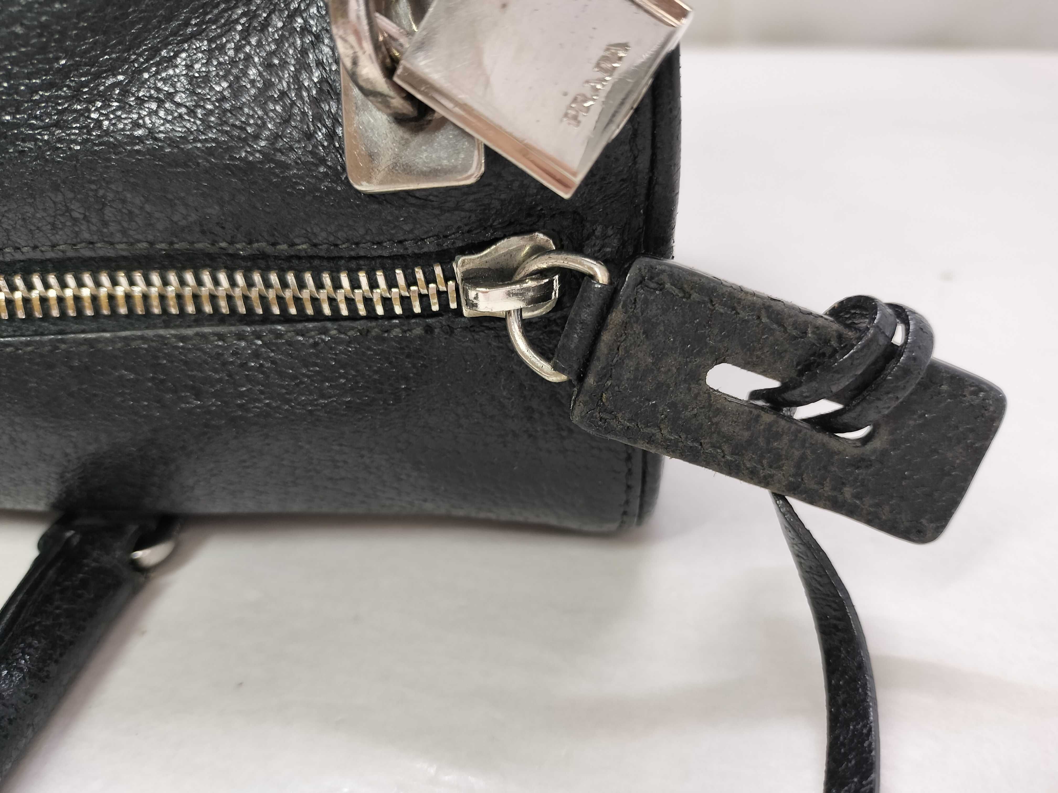 handbag, leather, black handbag — view 15