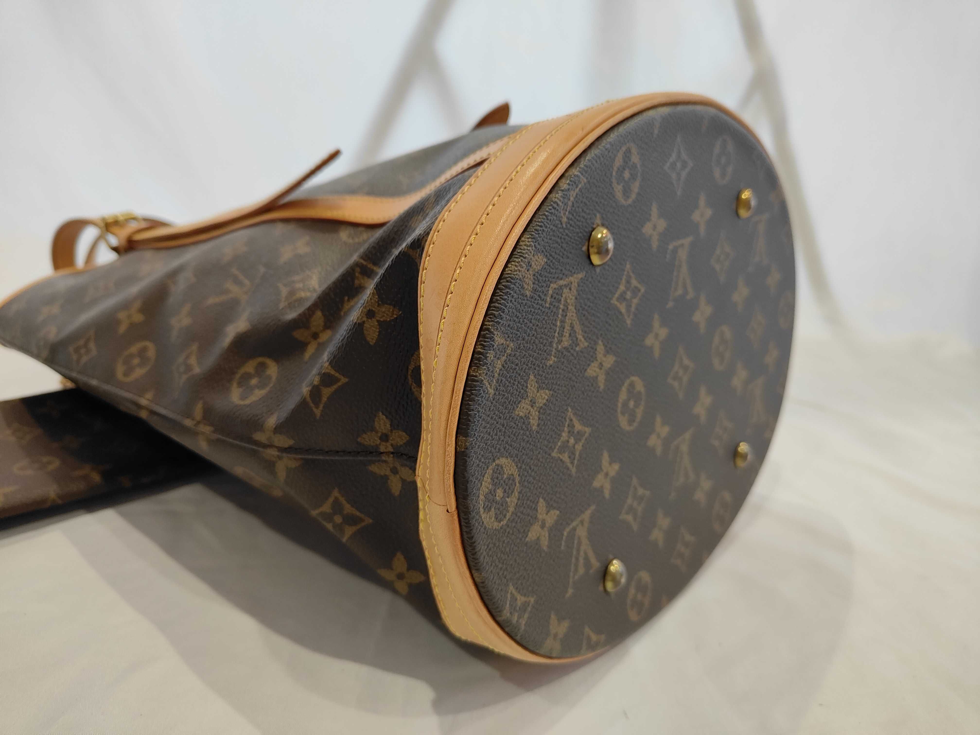 Monogram M42236 Bucket GM Tote Bag — view 5
