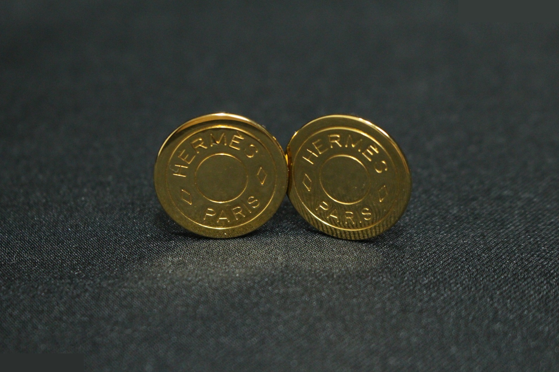 Sellier Earrings, Gold — view 5