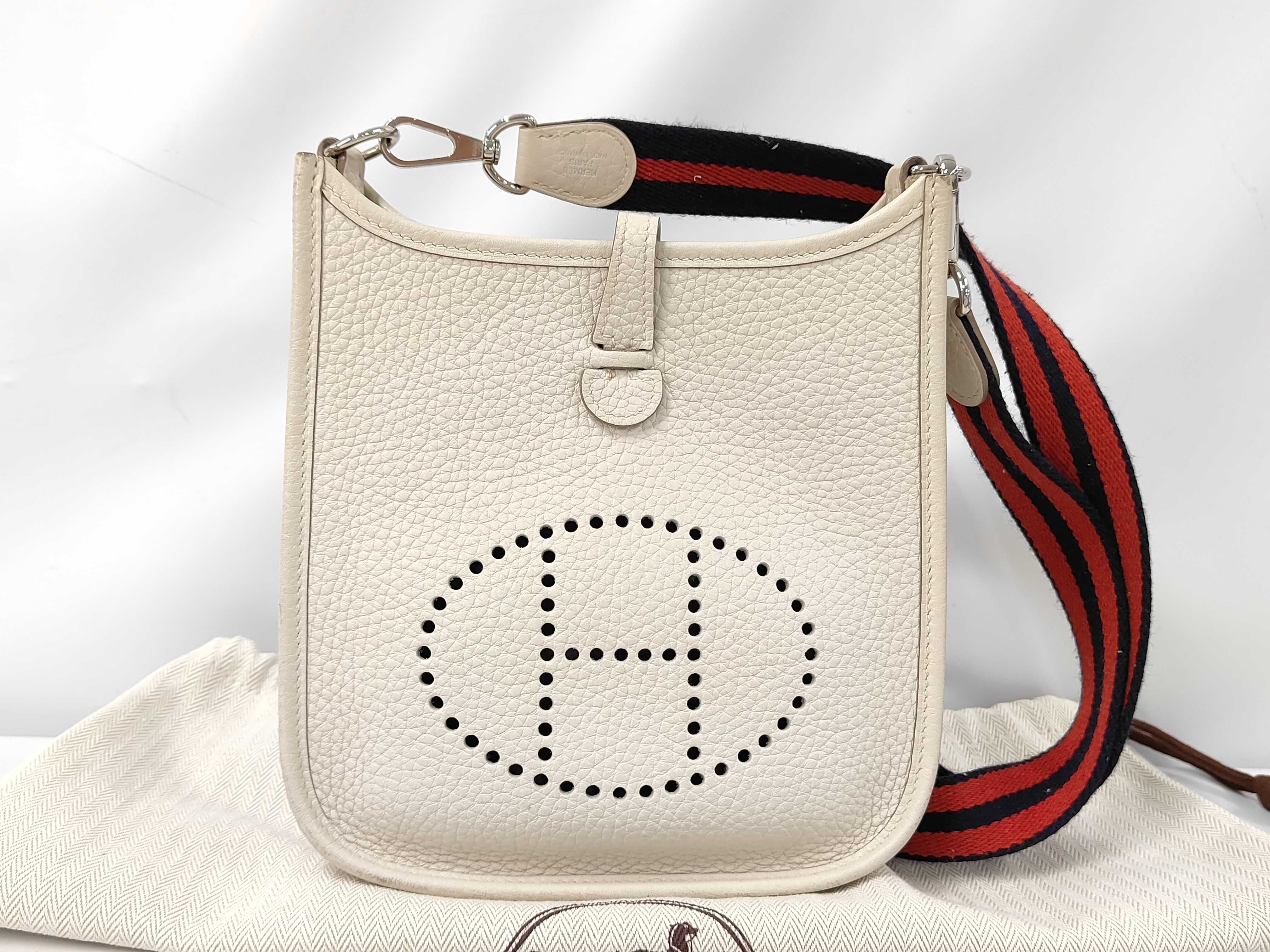 Evelyne TPM T-stamp bag, size 57, shoulder bag