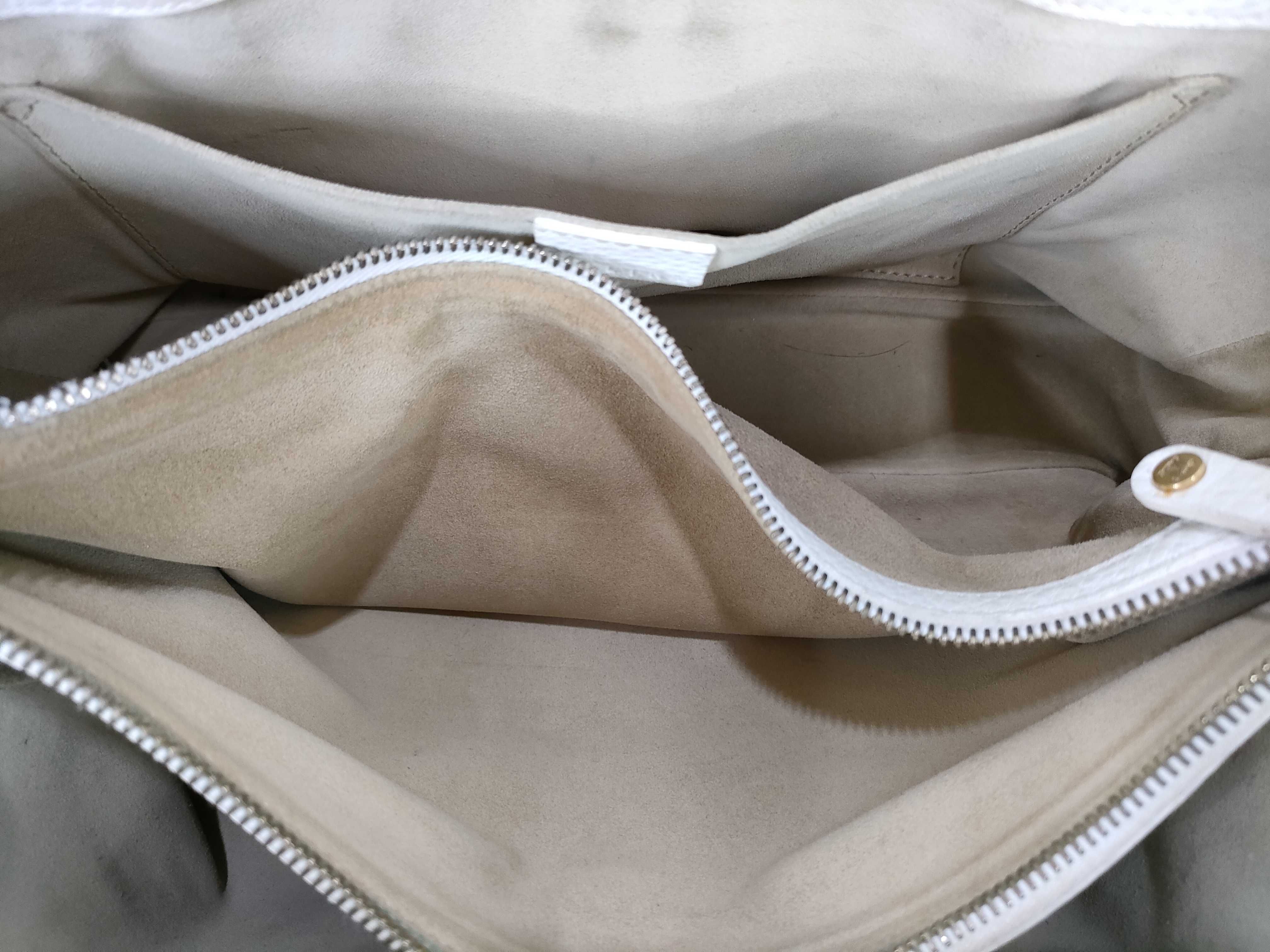 White Handbag — view 11