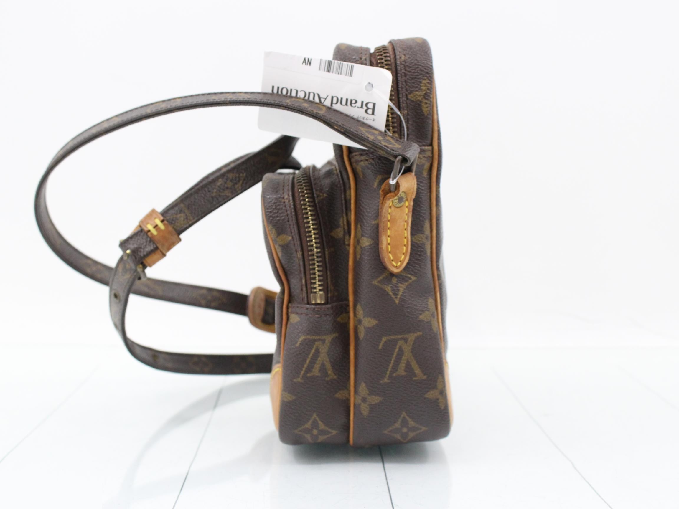 monogram amazon — view 3