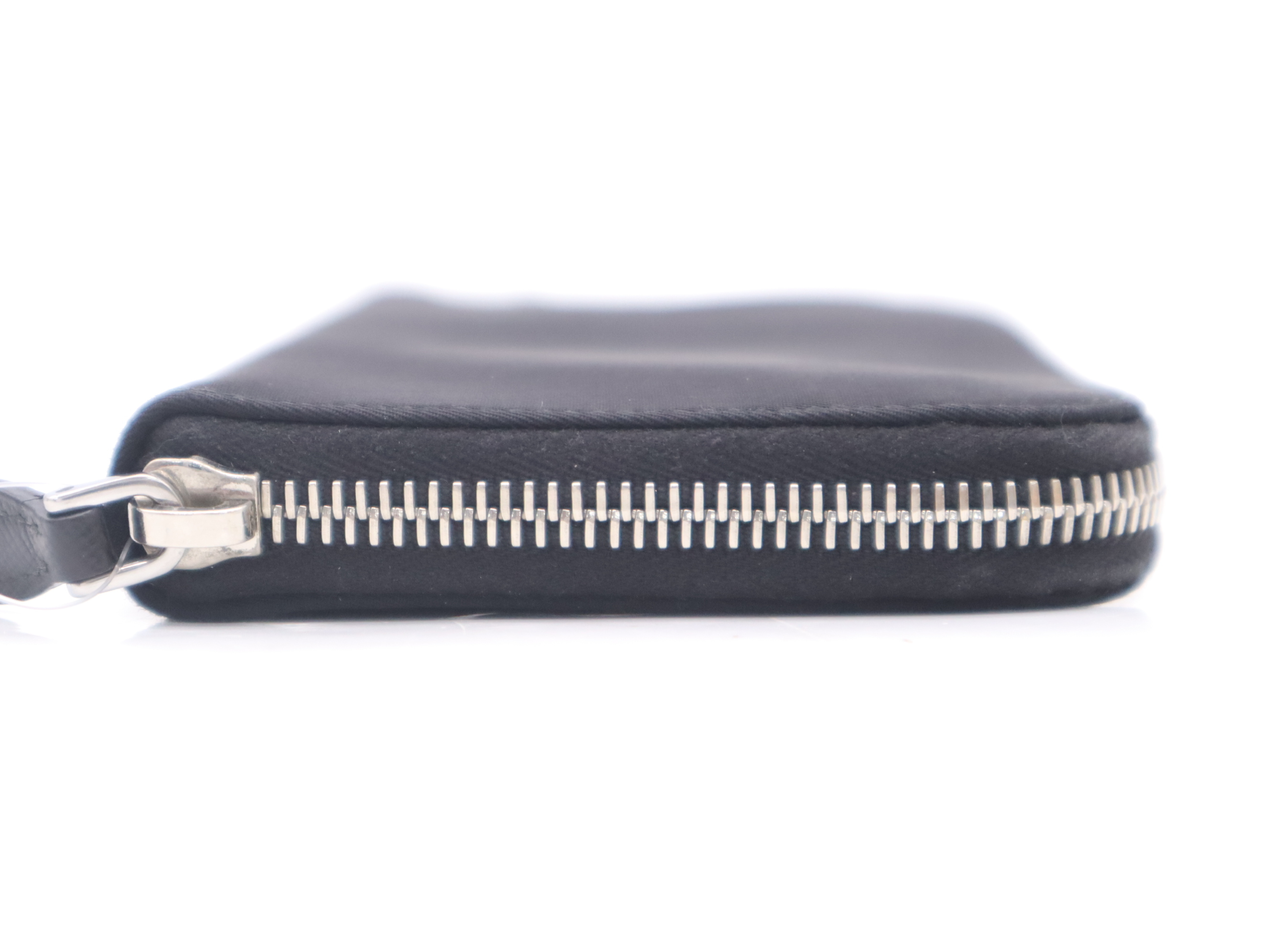 IM0506 Nylon Round Black Long Wallet with Card and Box — view 5