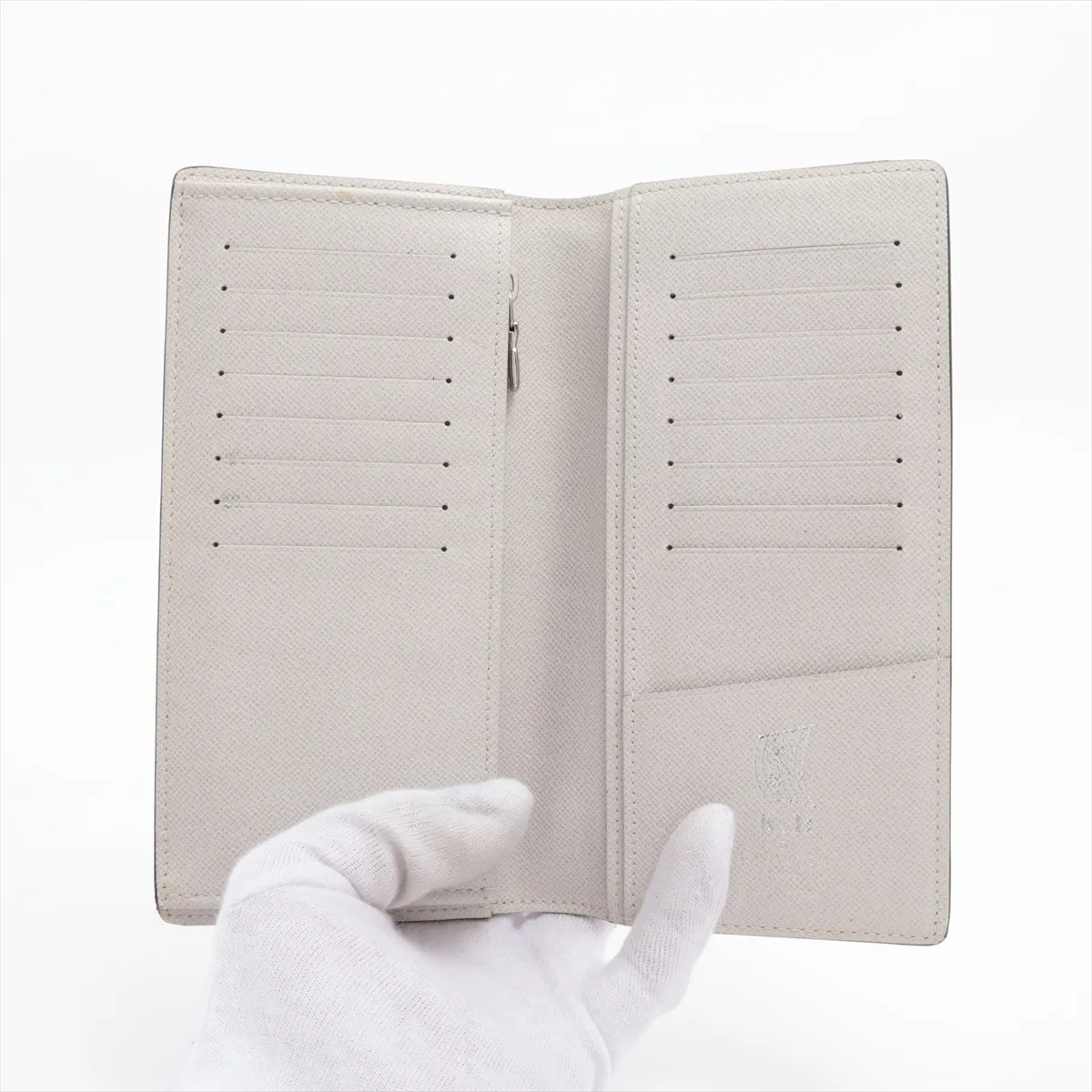 Taigarama Portefeuille Brazza NM M30889 Optical White Long Wallet with Stamp and Initials; RFID Detectable. — view 3