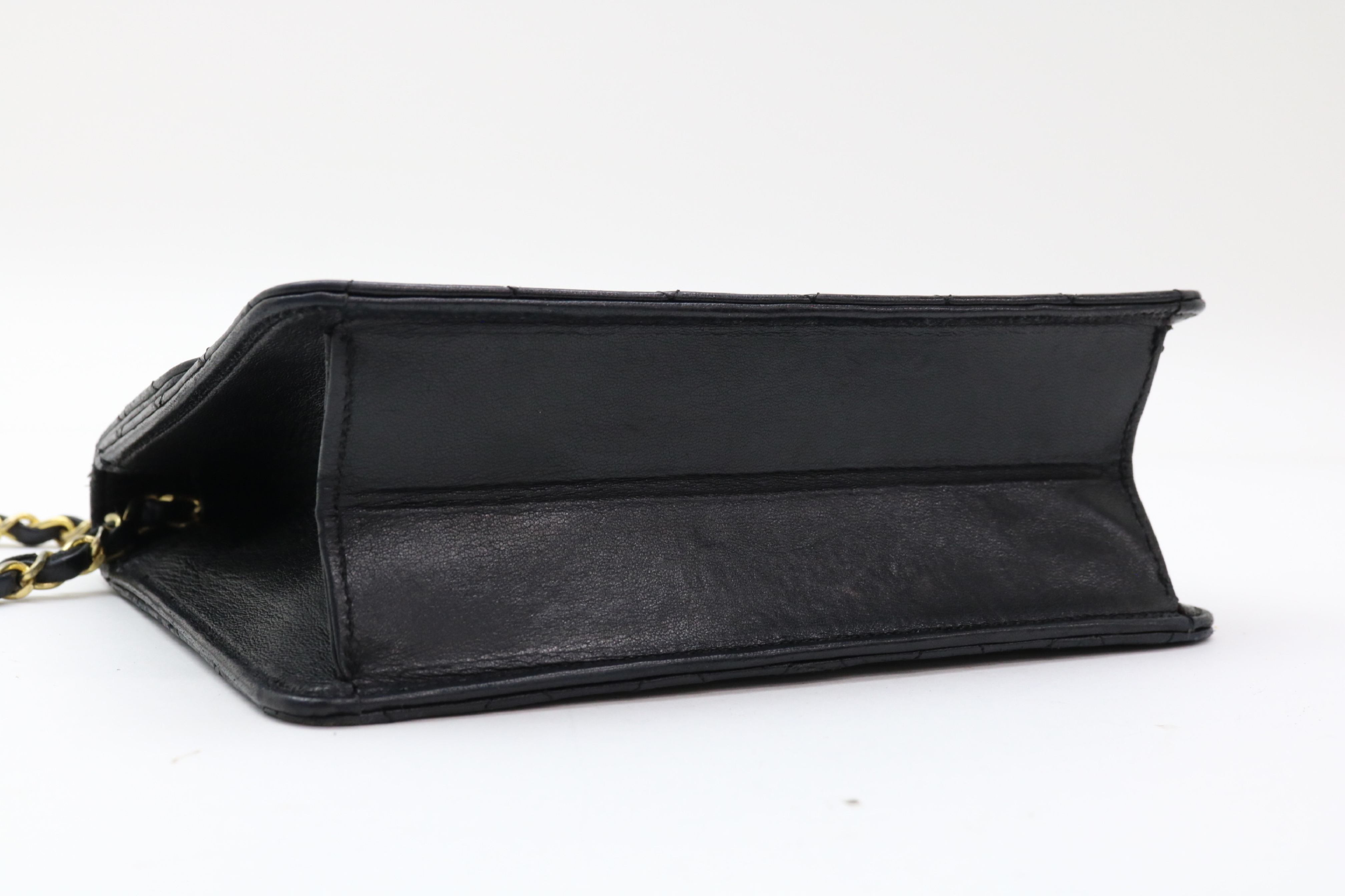 Matelassé Push-Lock Chain Shoulder Bag — view 5