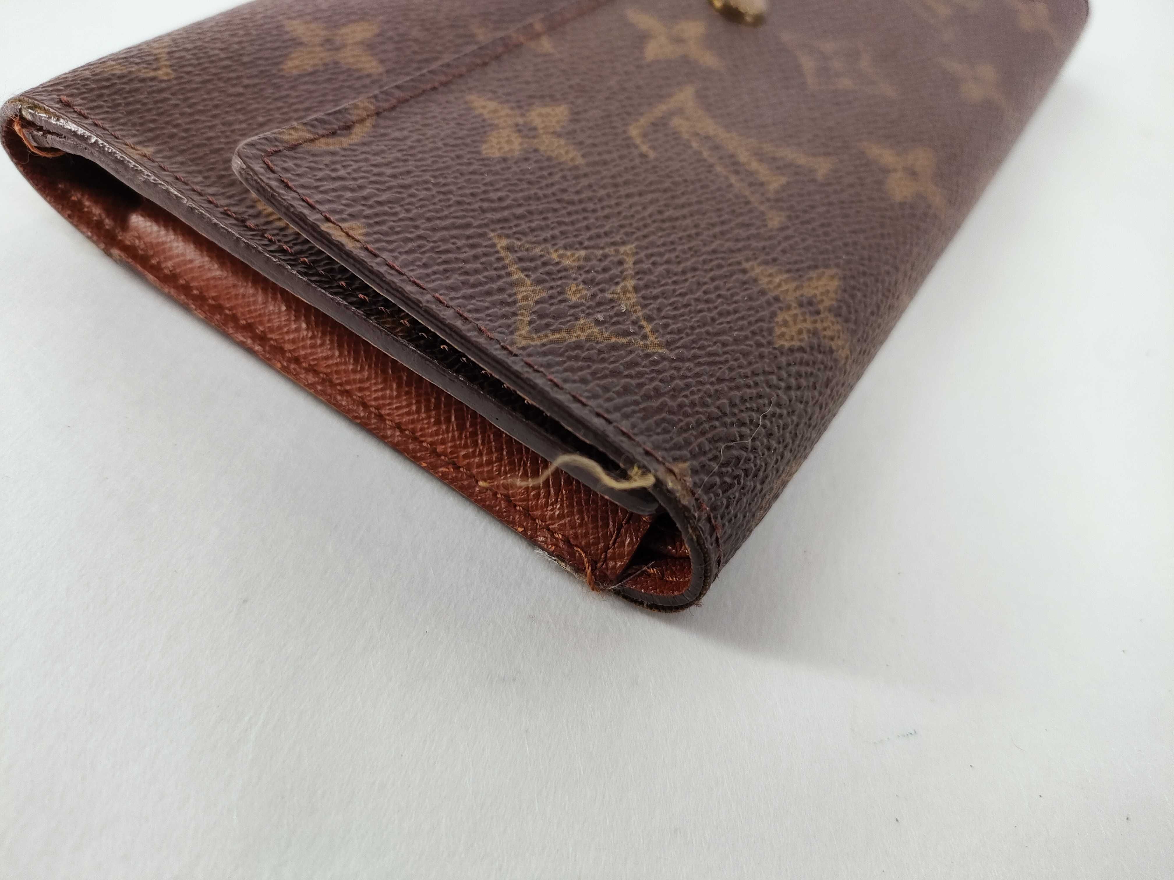 Monogram Louis Vuitton Monogram Portefeuille Tresor International Folding Wallet — view 3