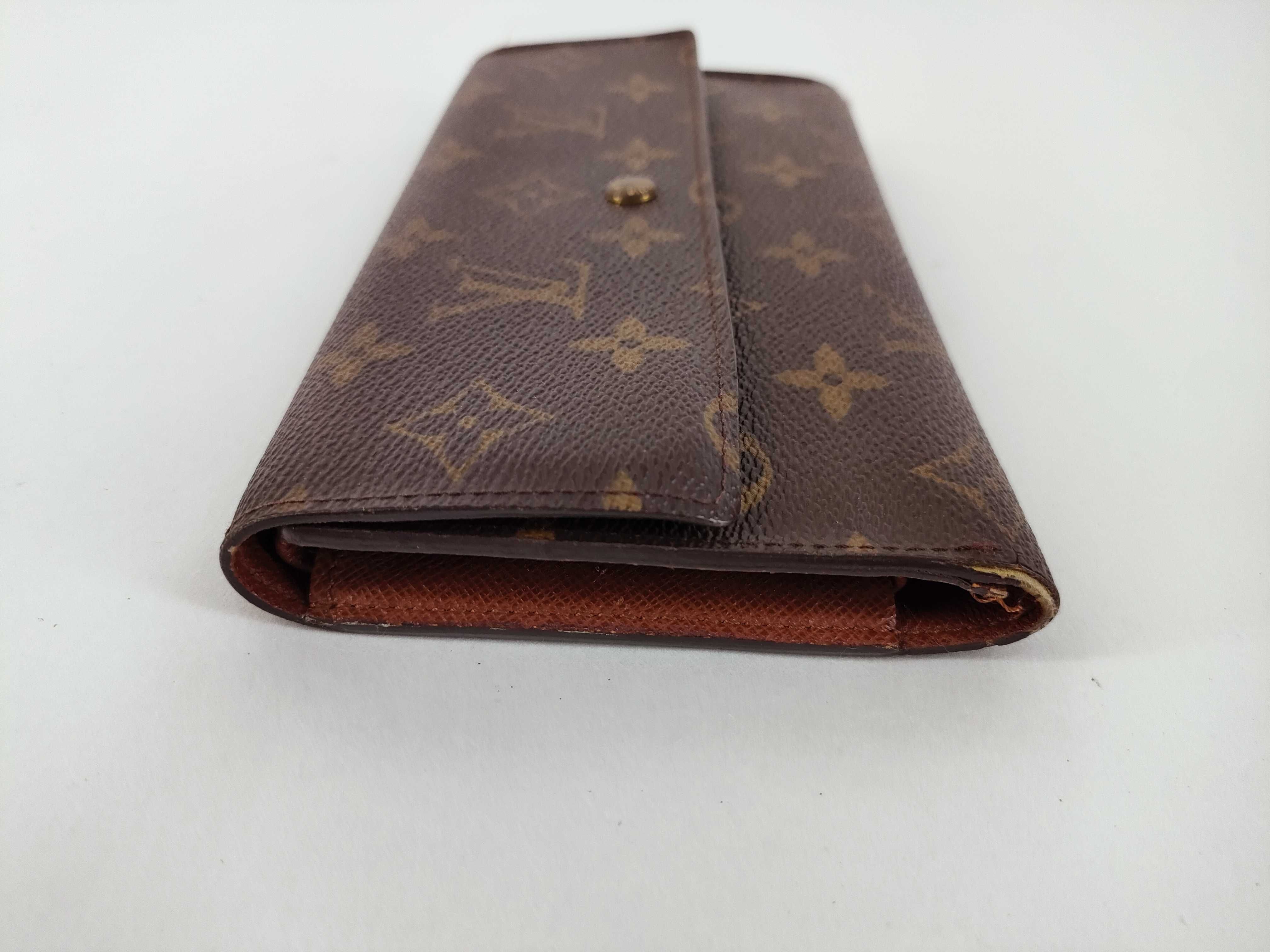 Monogram Louis Vuitton Monogram Portefeuille Tresor International Folding Wallet — view 5