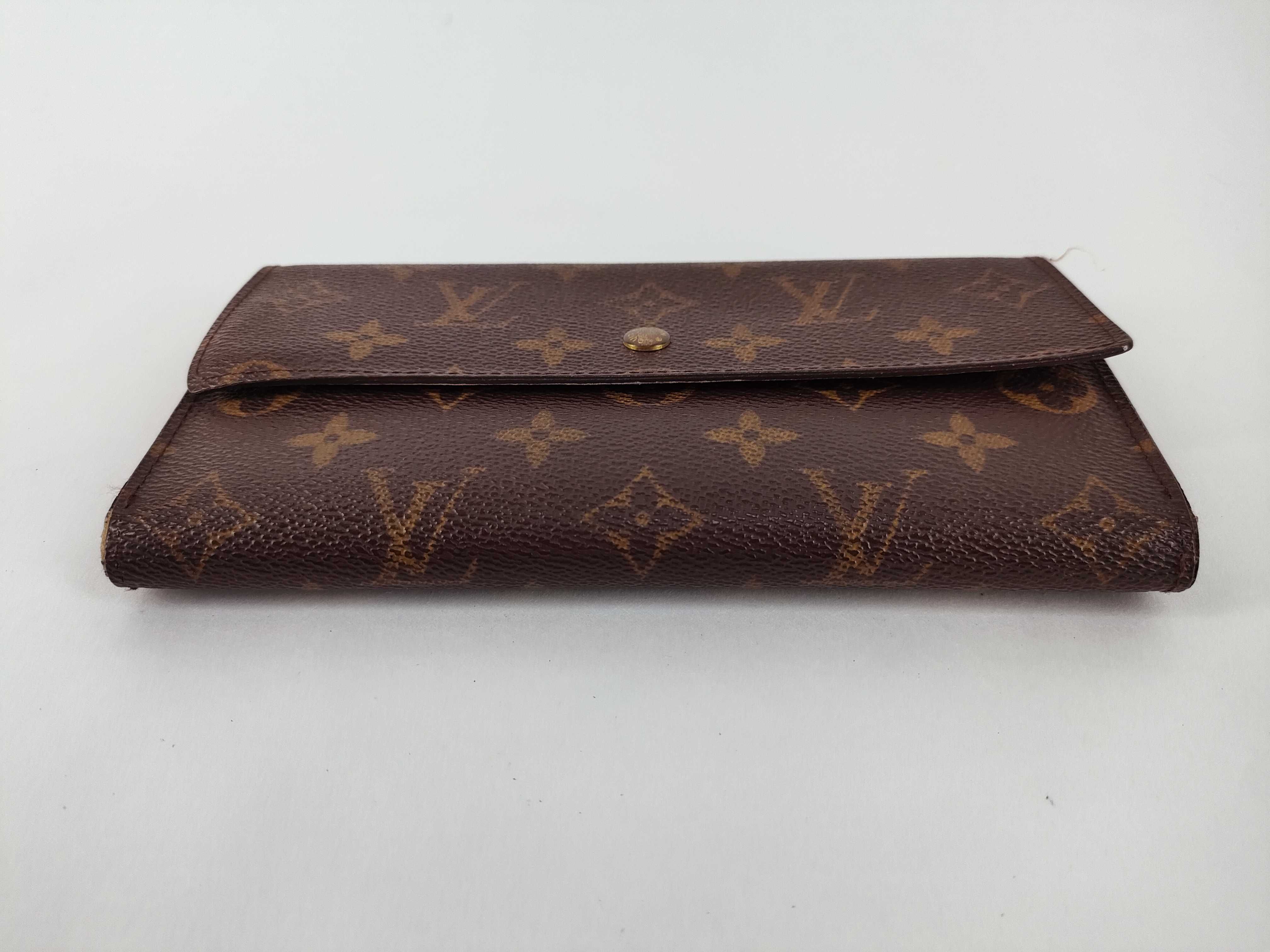 Monogram Louis Vuitton Monogram Portefeuille Tresor International Folding Wallet — view 6
