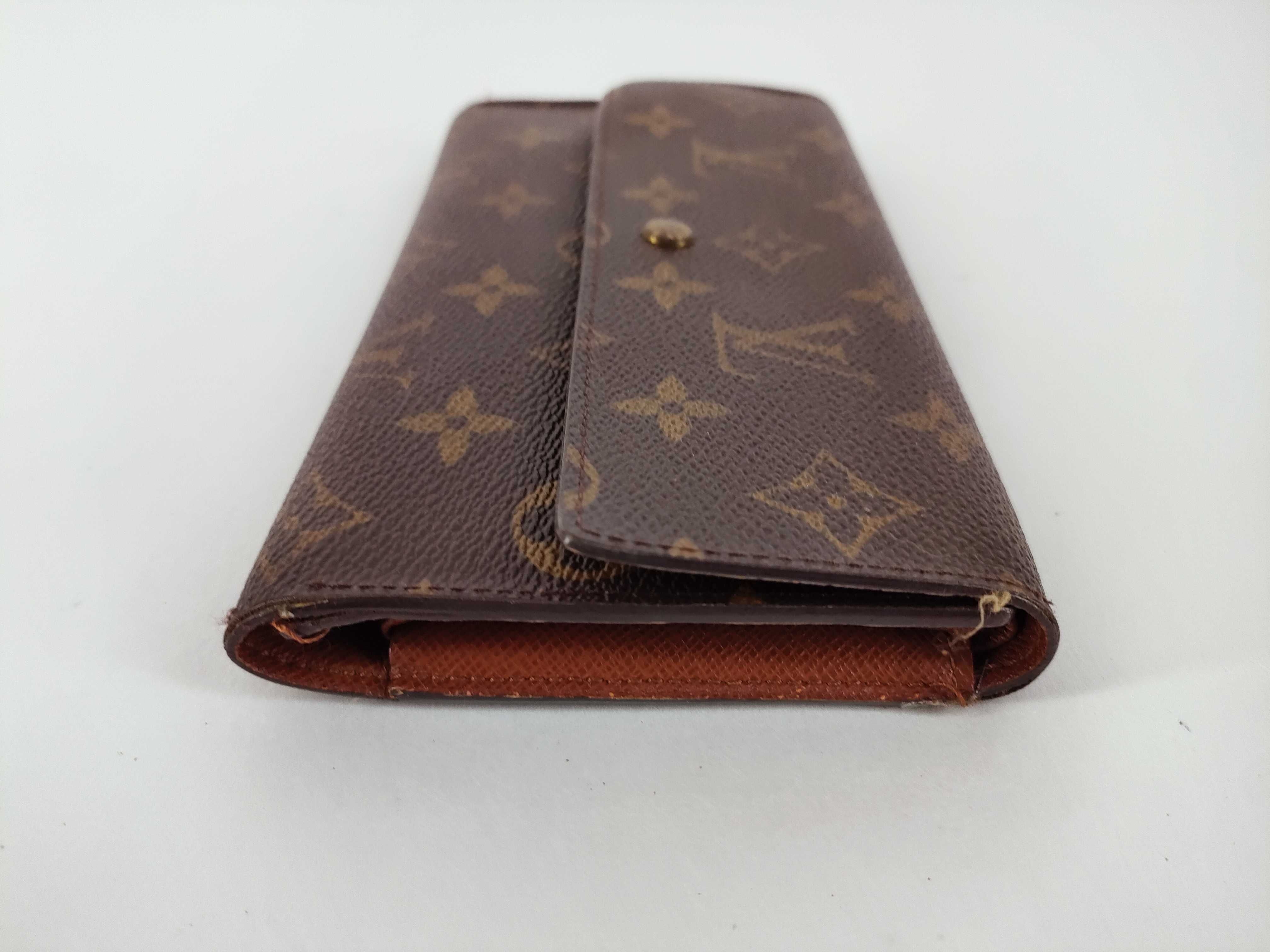 Monogram Louis Vuitton Monogram Portefeuille Tresor International Folding Wallet — view 7