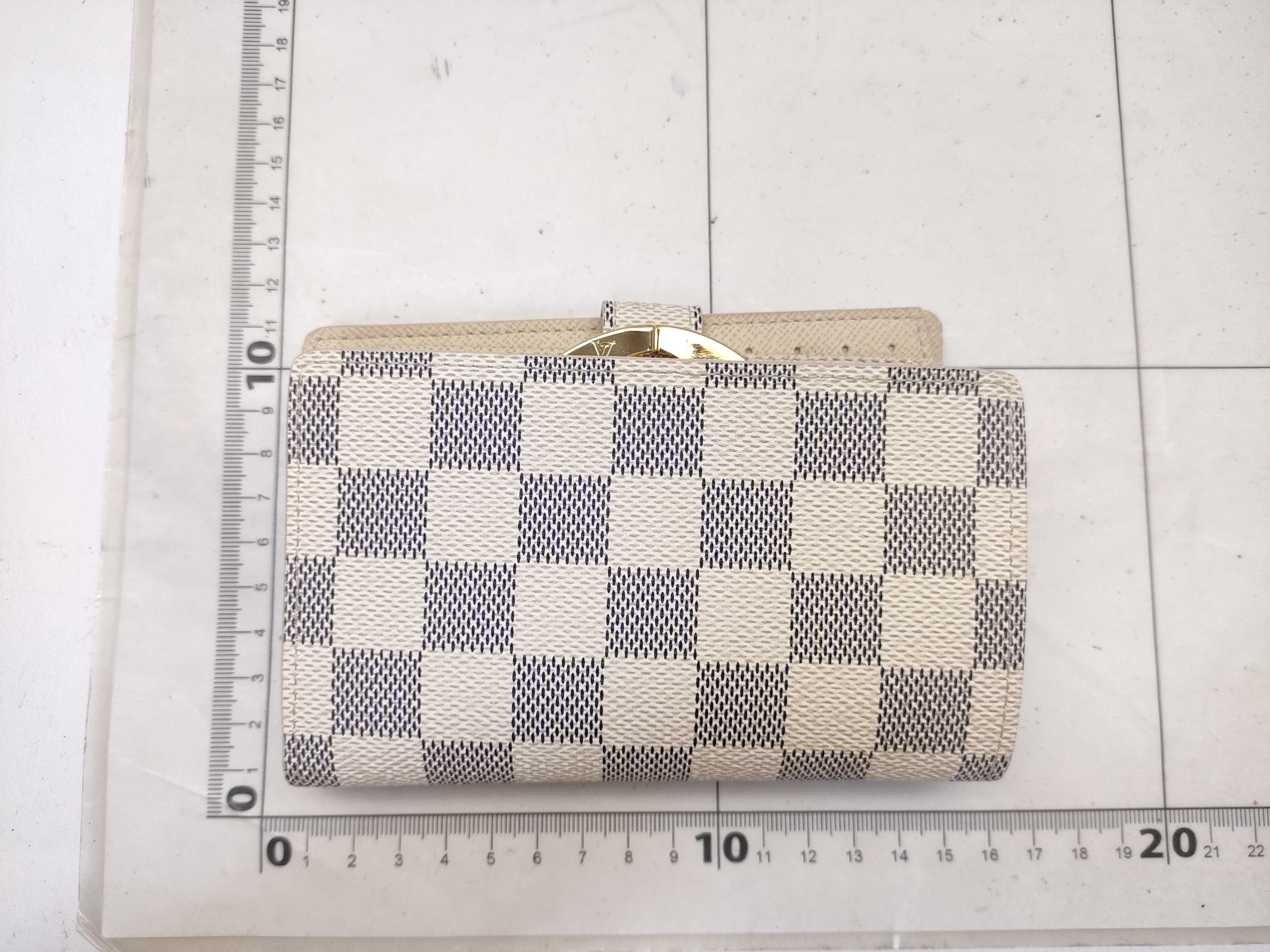 Damier Azur / Portefeuille Viennois / N61676 / MI4101 / Folding Wallet / PVC Wallet — view 2