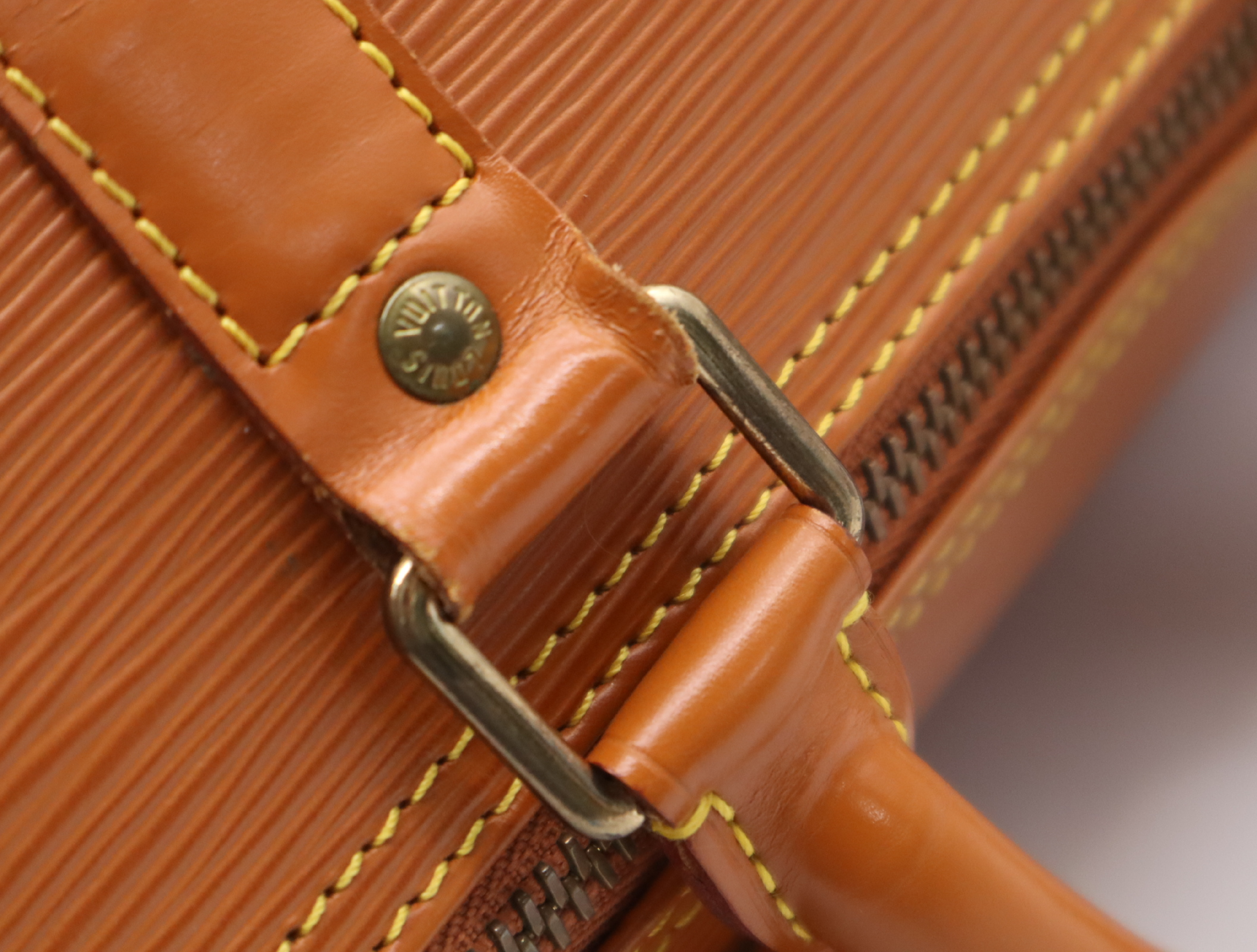 M42968 Epi Keepall 50 Zipangu Gold Boston Bag — view 9