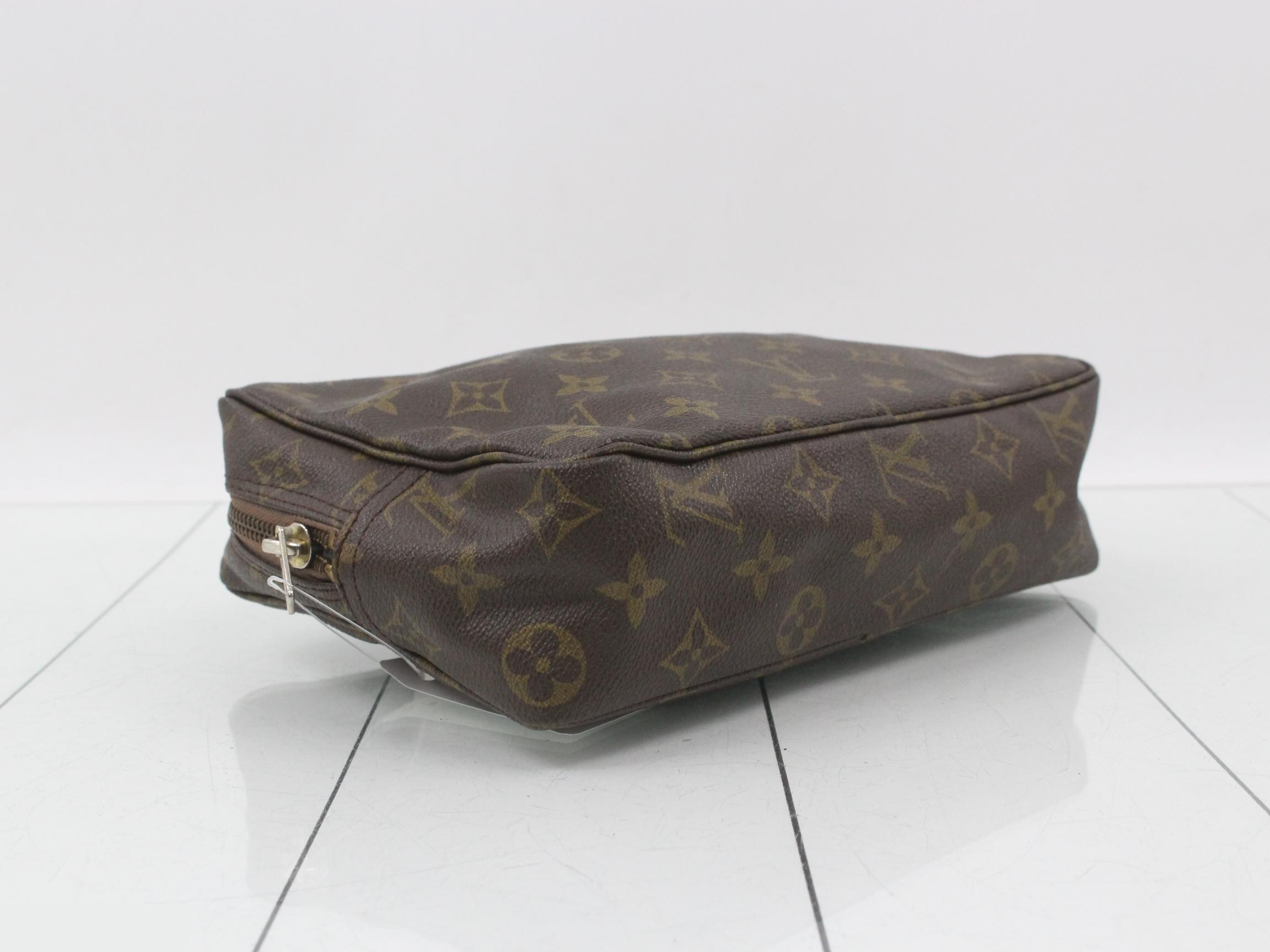Truth Toilette 23 Clutch Bag — view 5