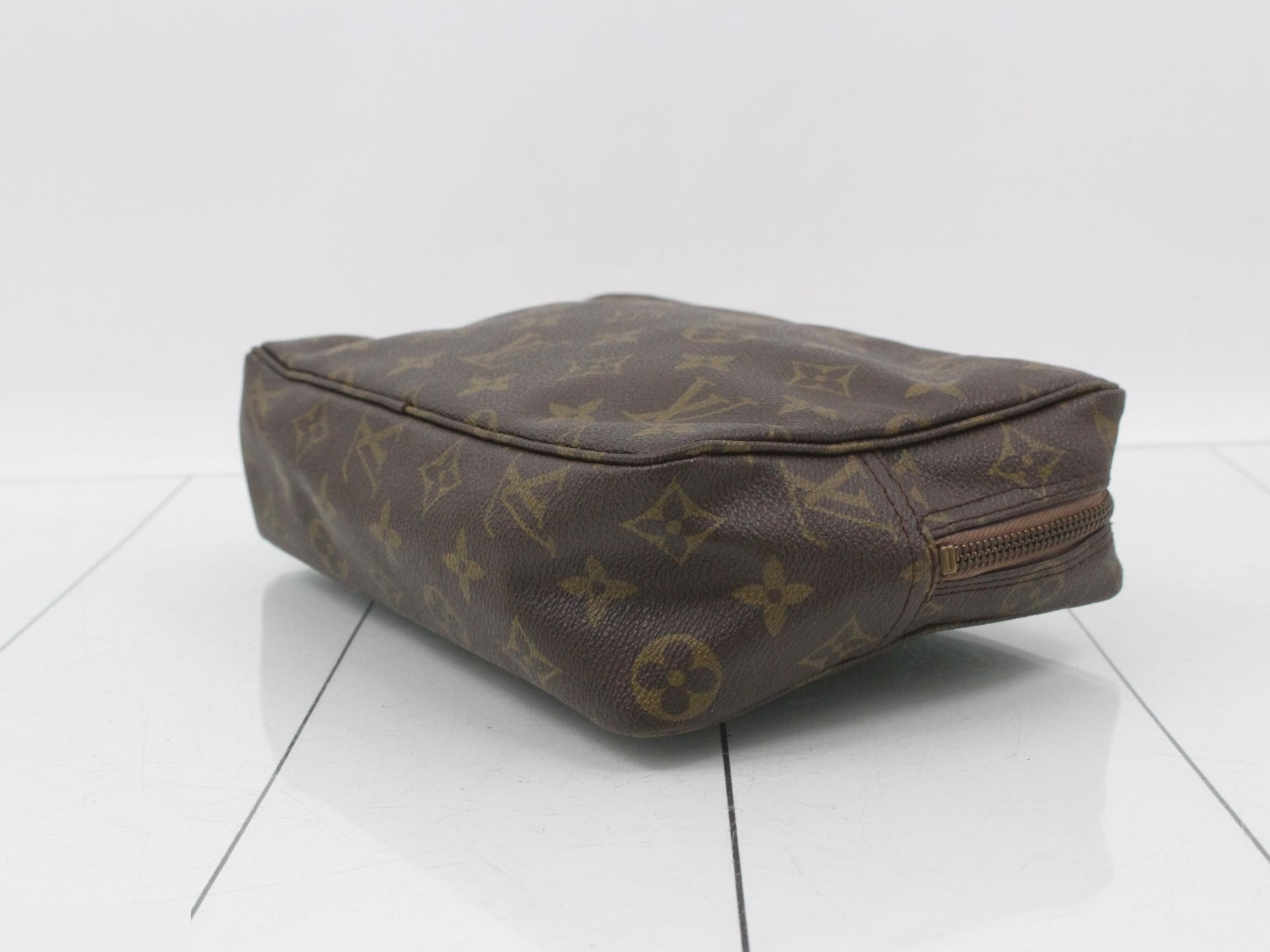 Truth Toilette 23 Clutch Bag — view 6
