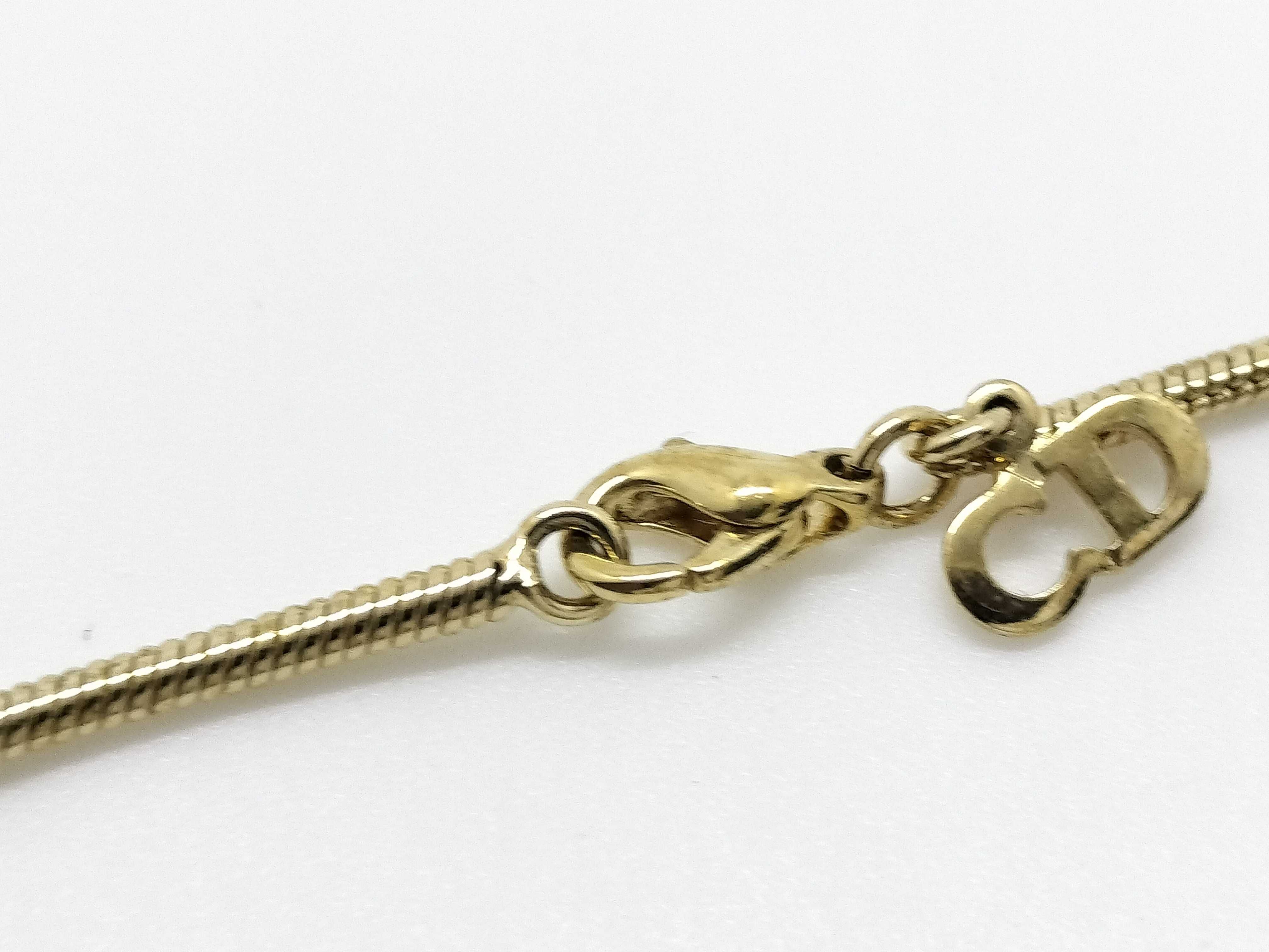 necklace with CD logo, gold color. — view 4