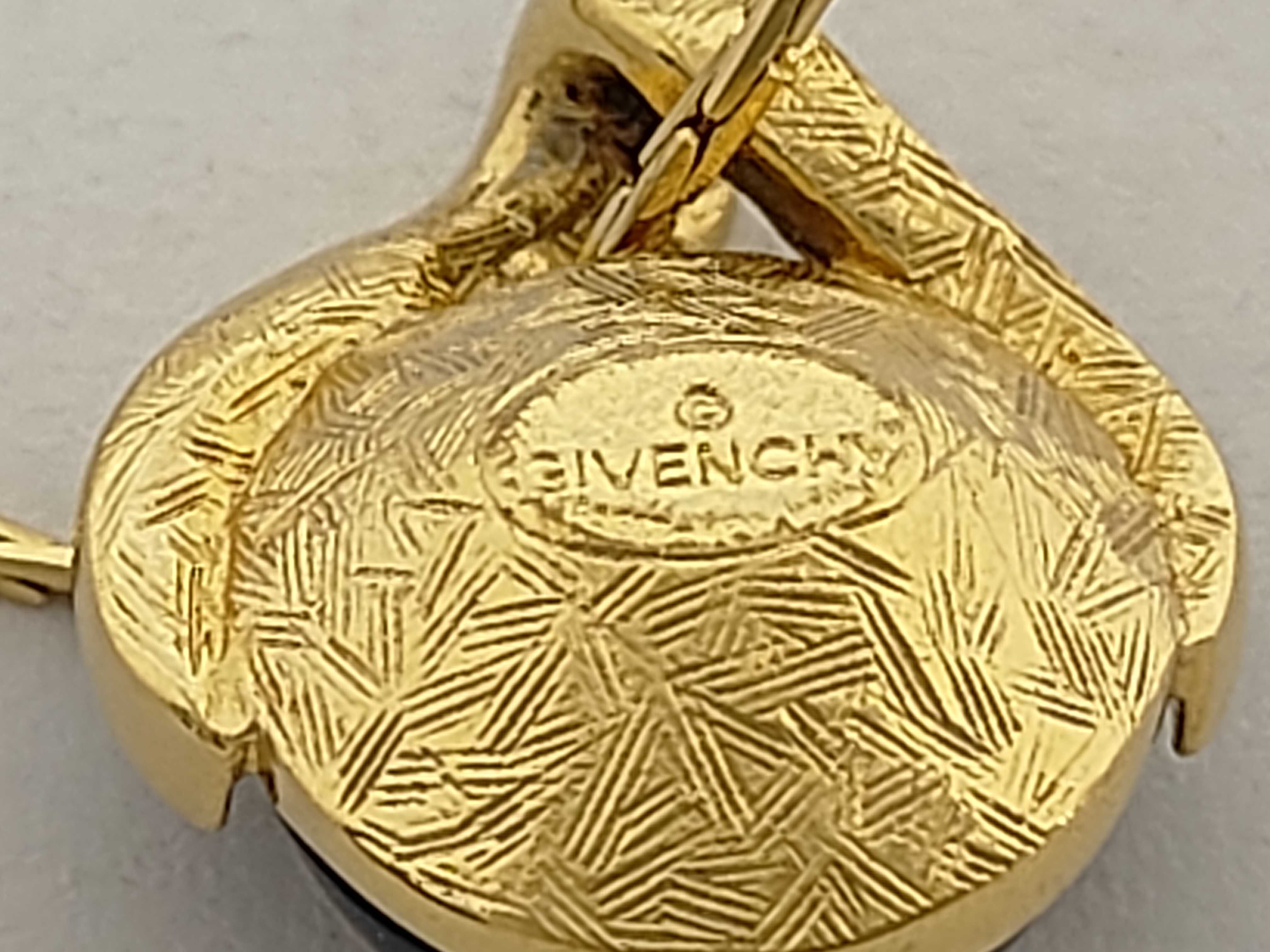 Necklace — view 3