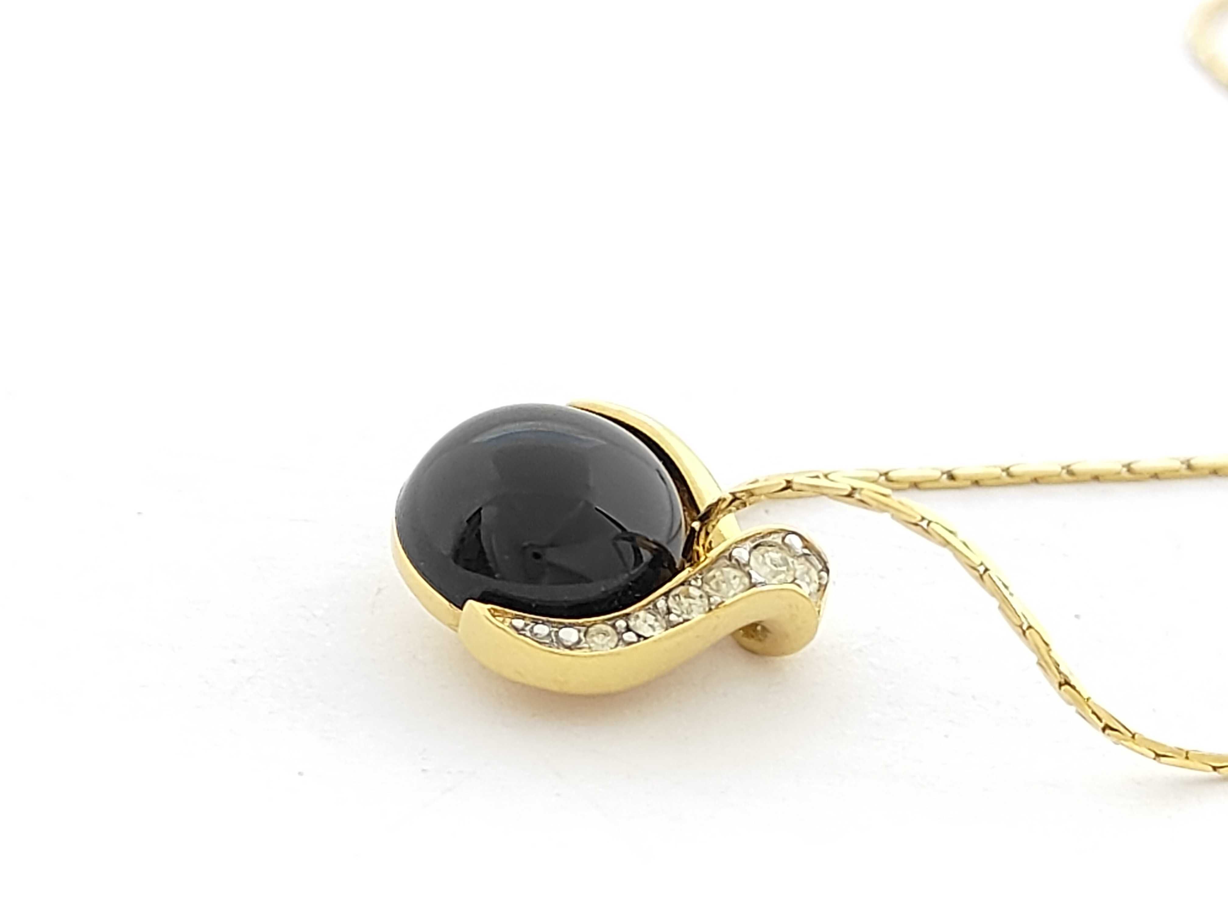Necklace — view 4