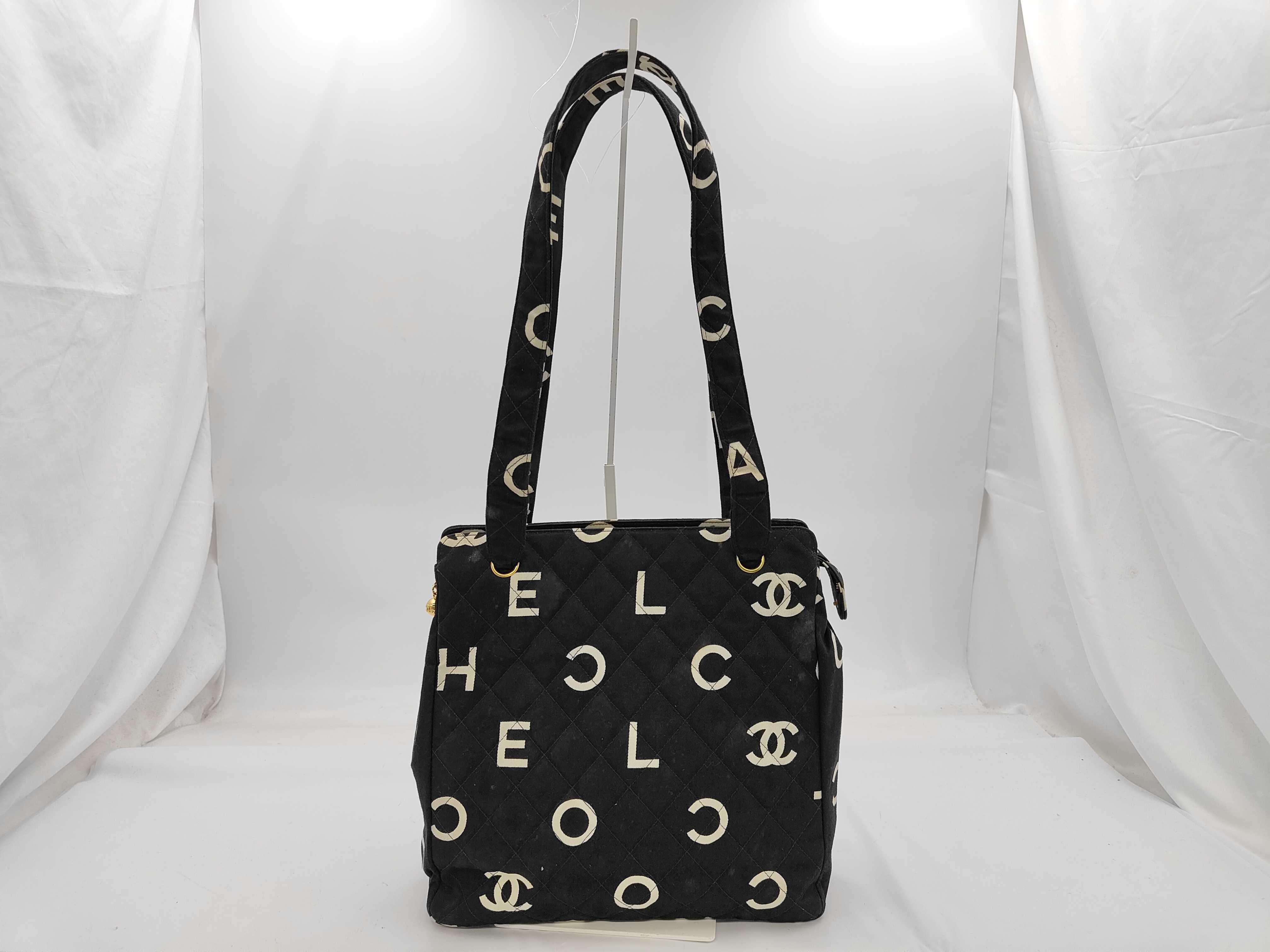 tote bag, black, item number 4.