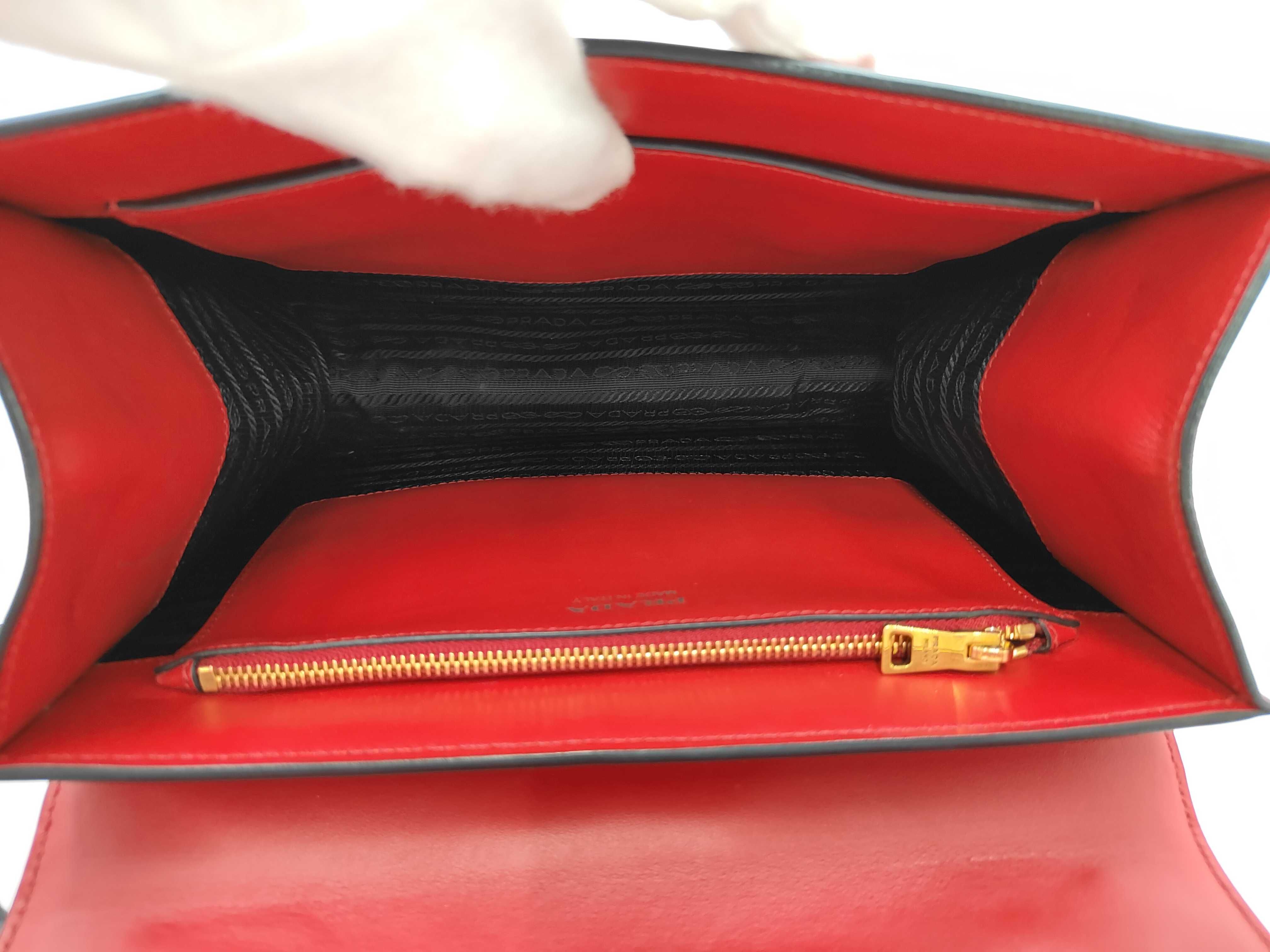 Cahier Shoulder Bag, Leather, Black/Red Handbag — view 9