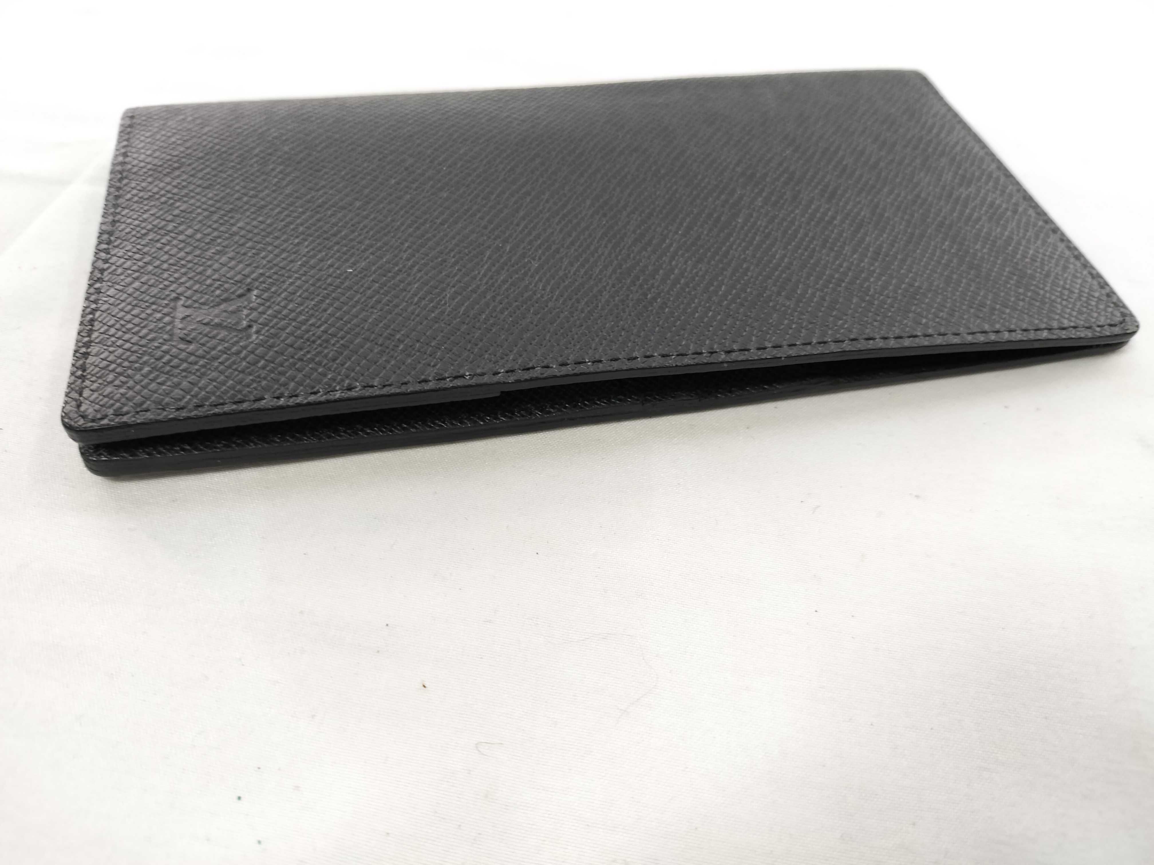 Taiga Louis Vuitton Portefeuille Braza Taiga Billfold — view 6