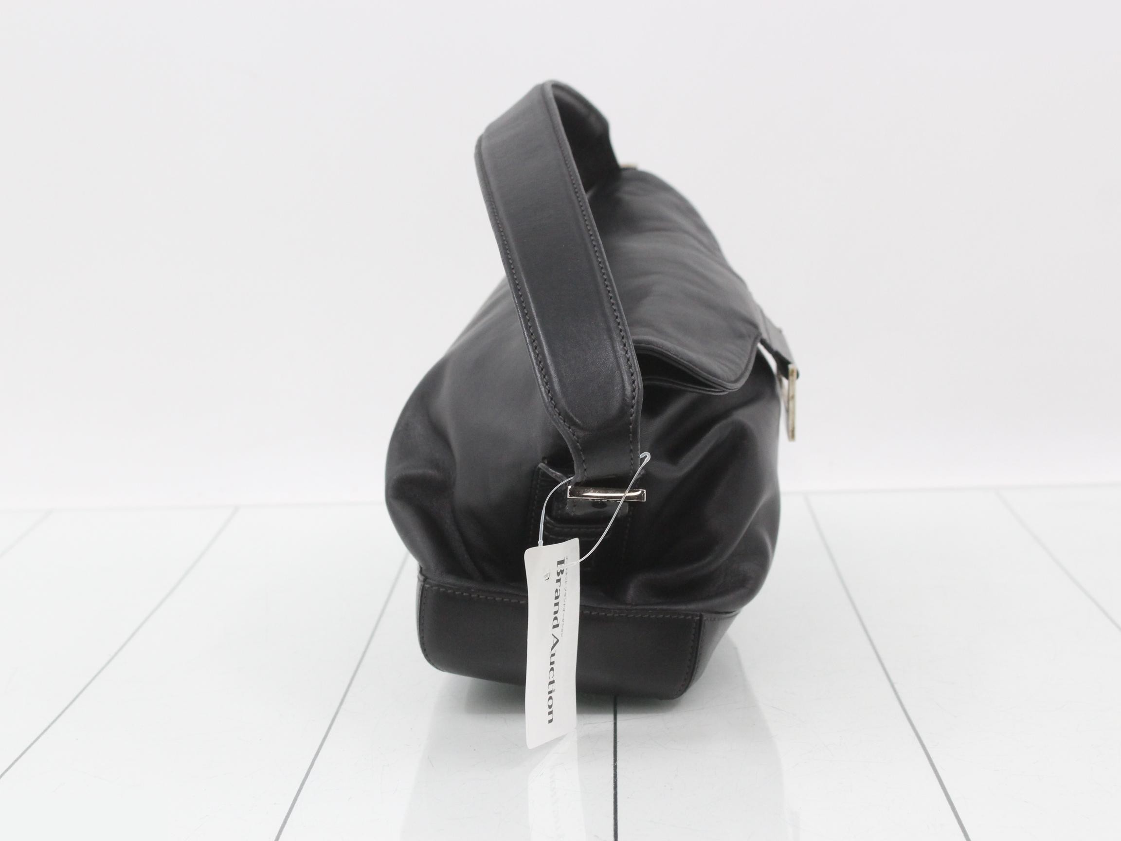 Logo plate, leather, black, one-shoulder bag, 347 — view 4