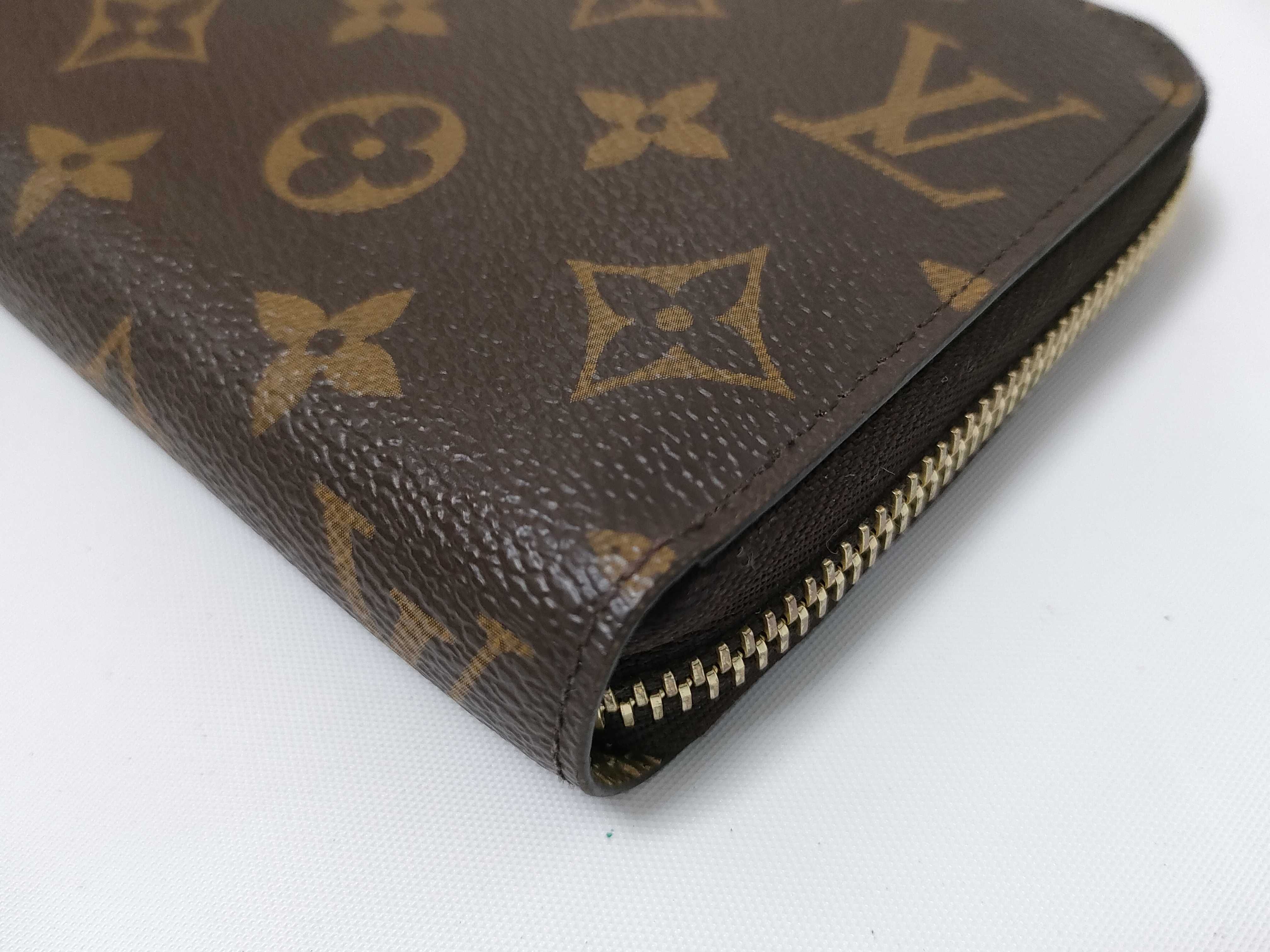 Monogram Louis Vuitton Monogram Zippy Wallet Ice Gold RFID M27030 Wallet — view 3