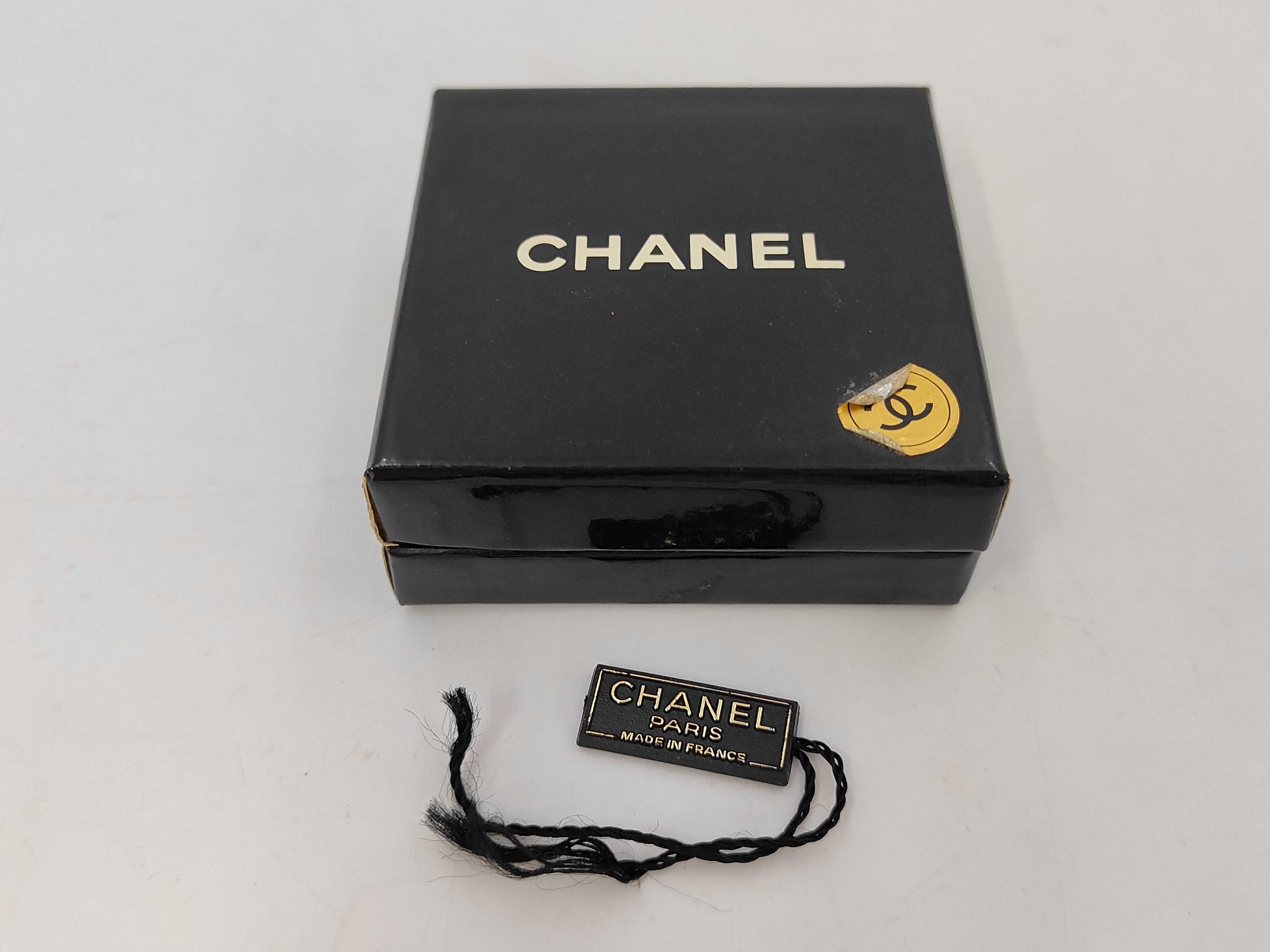 Pearl Gold Earrings — view 9