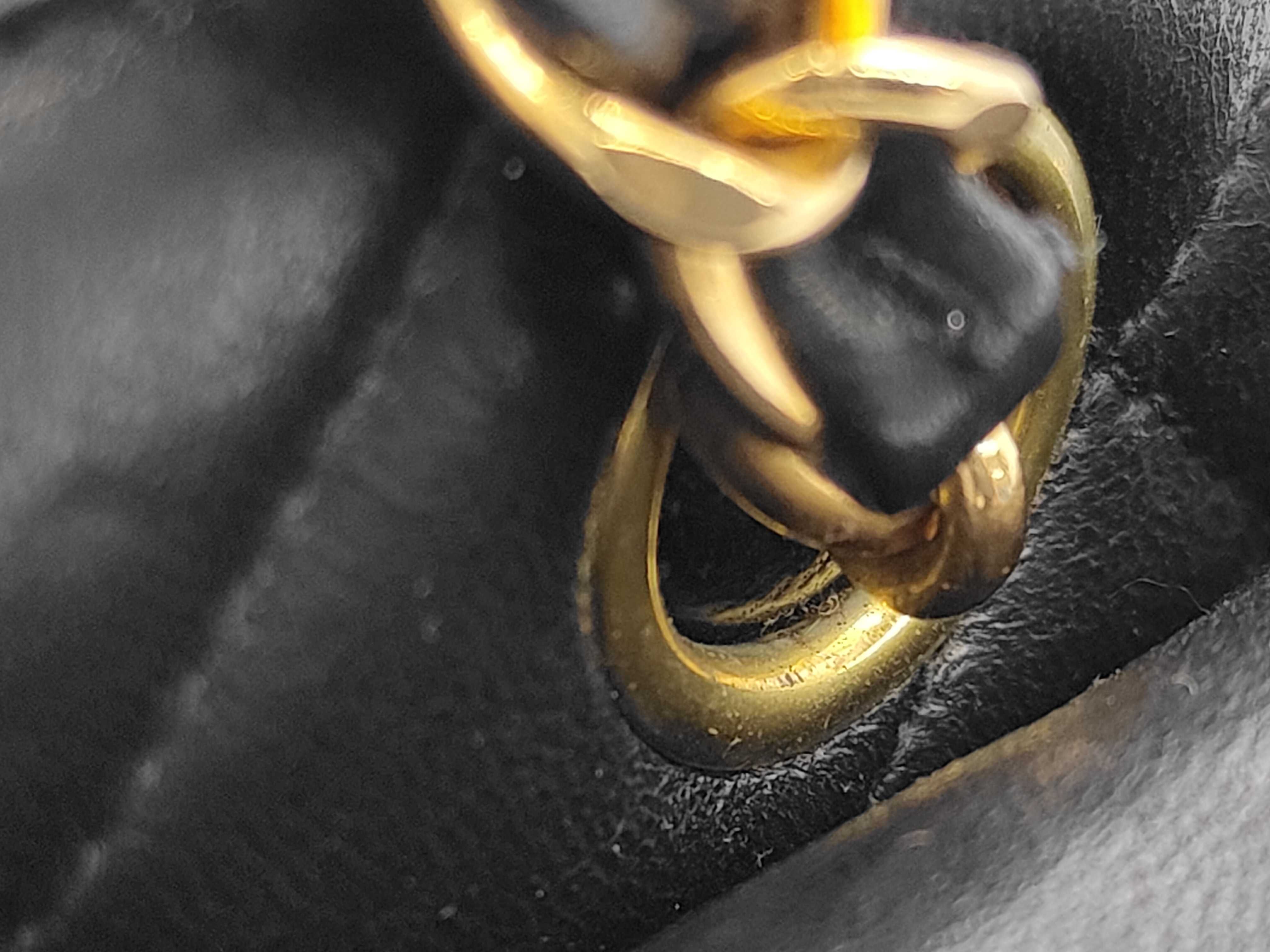 Matelassé Outside Flap Turnlock Chain Bag — view 8