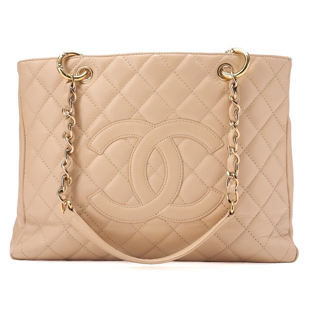 Caviar leather Matelassé GST chain shoulder bag, beige, gold hardware.
