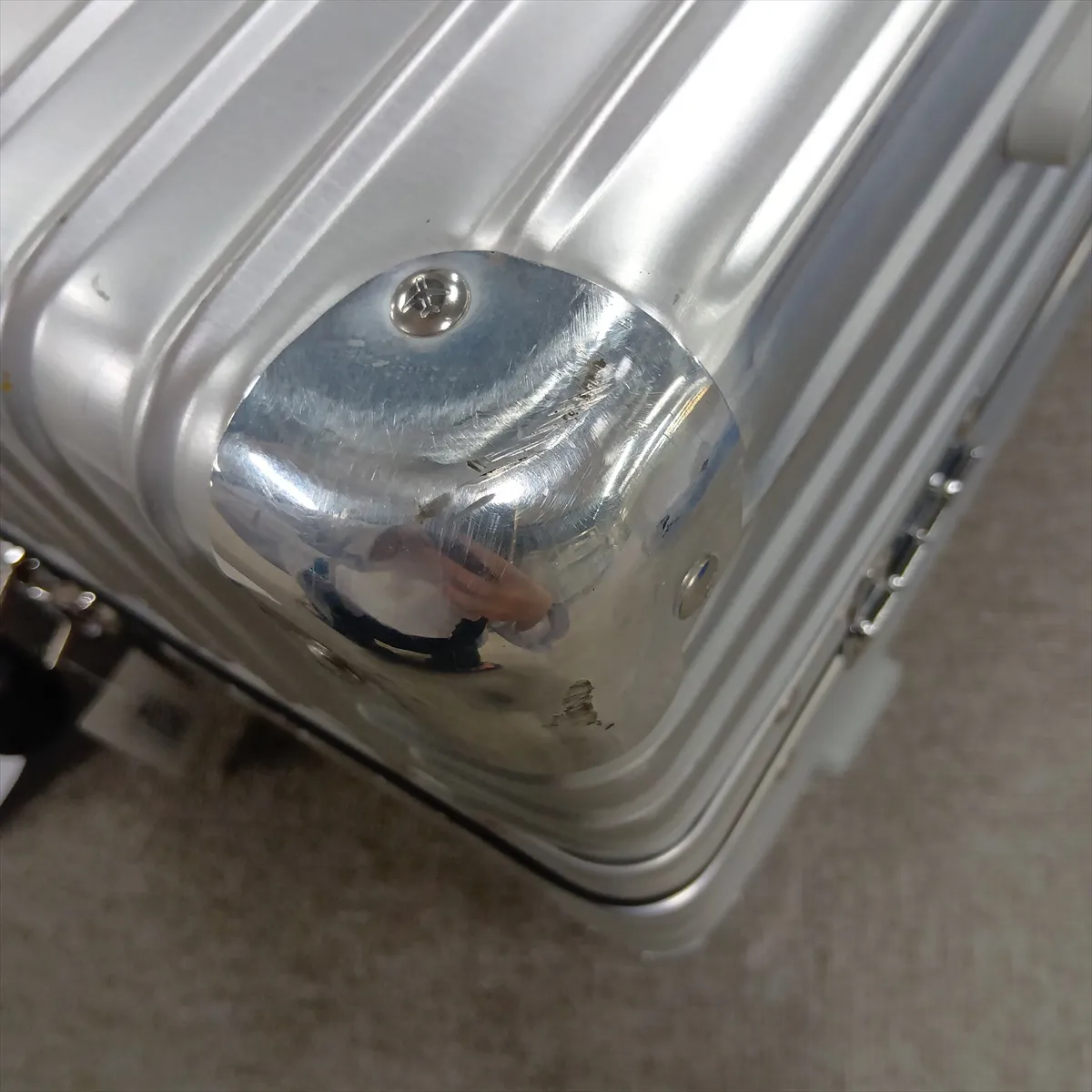 [Individually packaged] Rimowa Classic Check-in L Aluminum Carry-on Suitcase, Silver, Combination Lock 555 — view 12