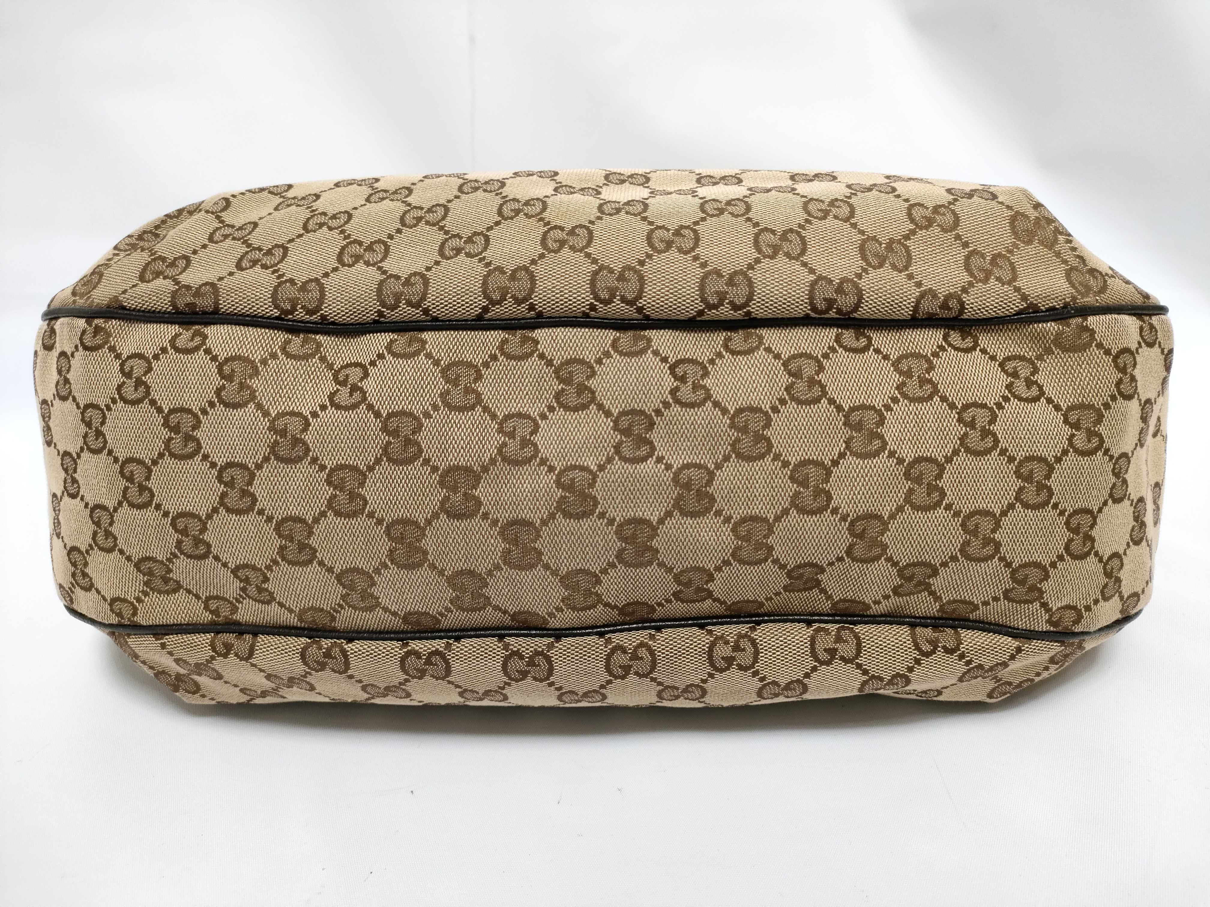 GG Canvas Gucci 211604 One Shoulder Bag GG Canvas Shoulder Bag — view 3