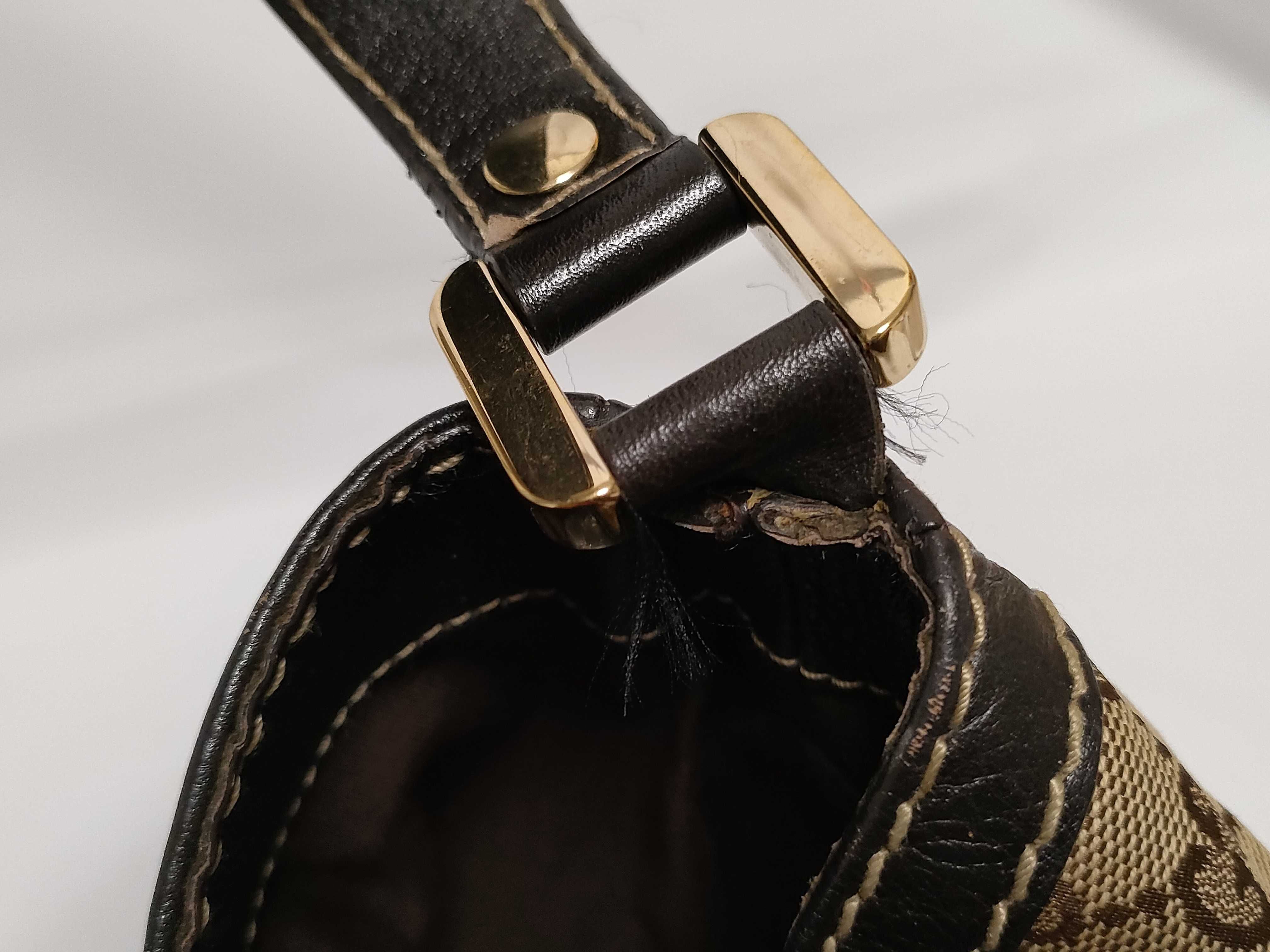 GG Canvas Gucci 211604 One Shoulder Bag GG Canvas Shoulder Bag — view 7
